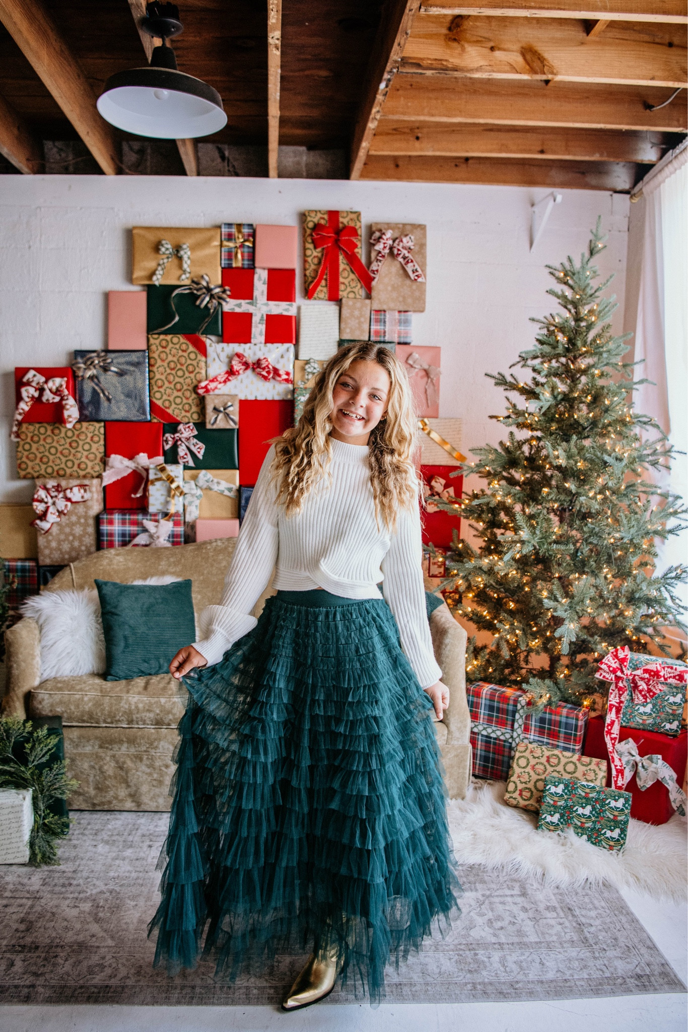 • My daughter is 11 and in between the teen look and children’s clothing !! We have found some perfect pieces that fit great !! She is wearing a xs in both of these and can wear a size 14 in children’s !! 