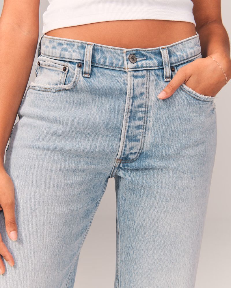 Women's 90s Low Rise Baggy Jeans | Women's Clearance | Abercrombie.com | Abercrombie & Fitch (US)