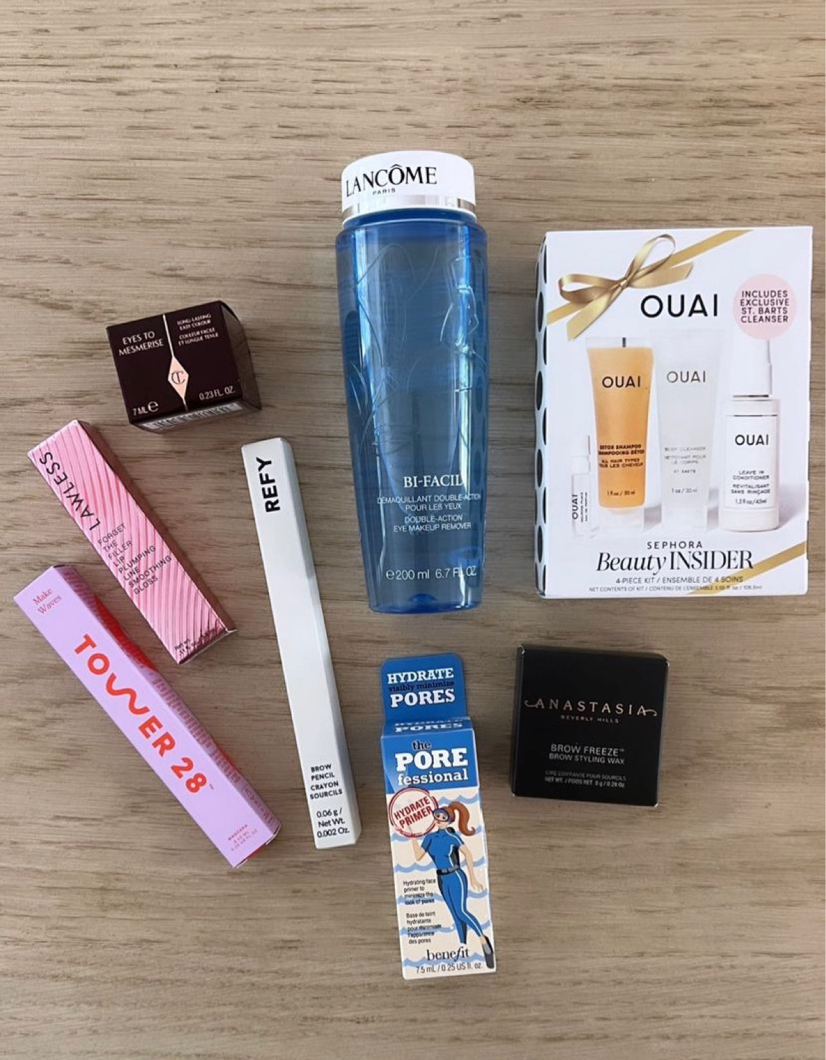 A few of my Sephora favorites. Trying out the Lawless lip gloss, Benefit hydrating pore primer, and the new Charlotte Tilbury pearlescent eye shadow

#LTKbeauty #LTKunder100 #LTKFind