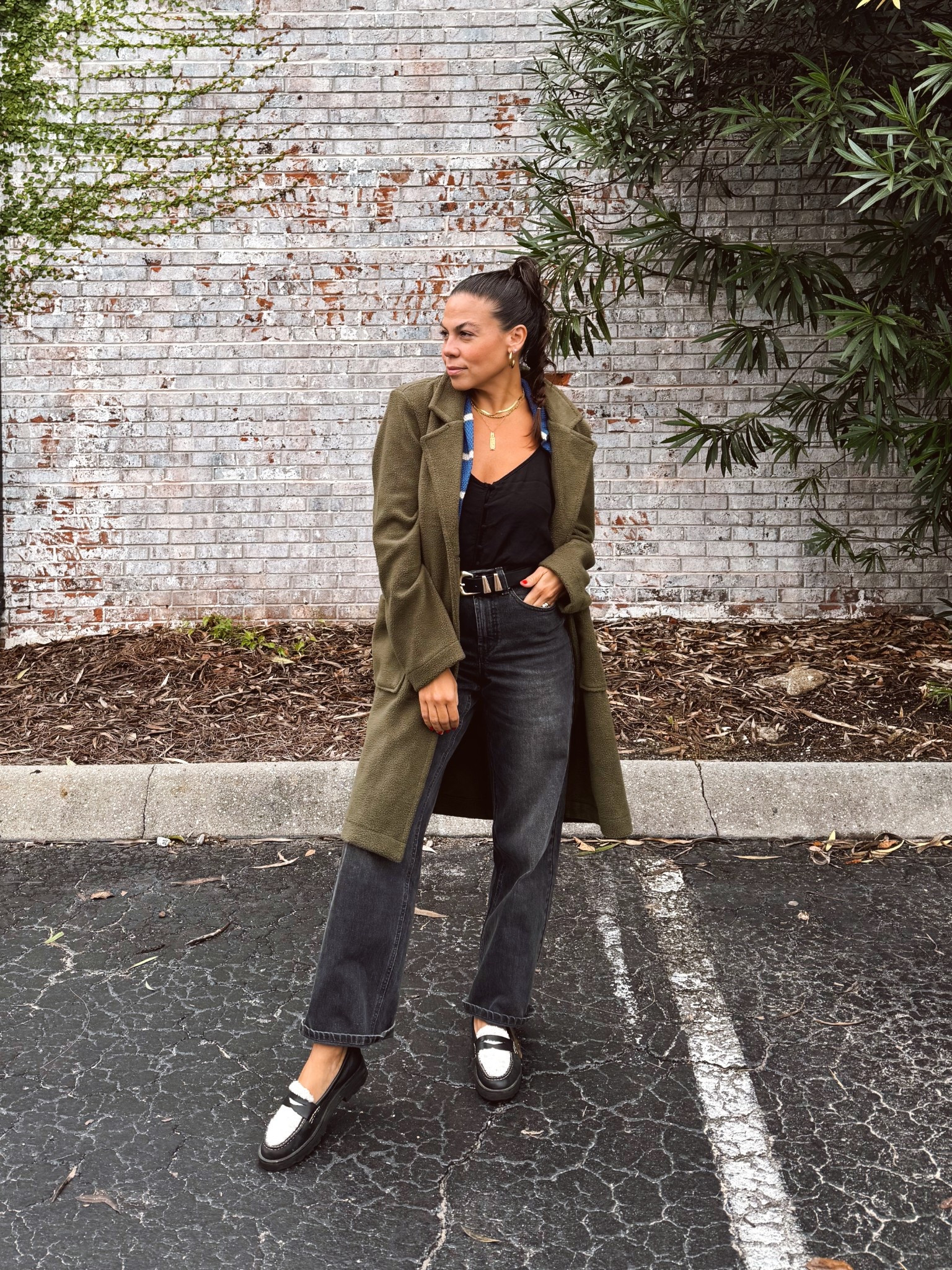 New fall staple pieces for chilly morning and warm afternoons. New favorite black denim and Sherpa coat

#LTKStyleTip #LTKPetite