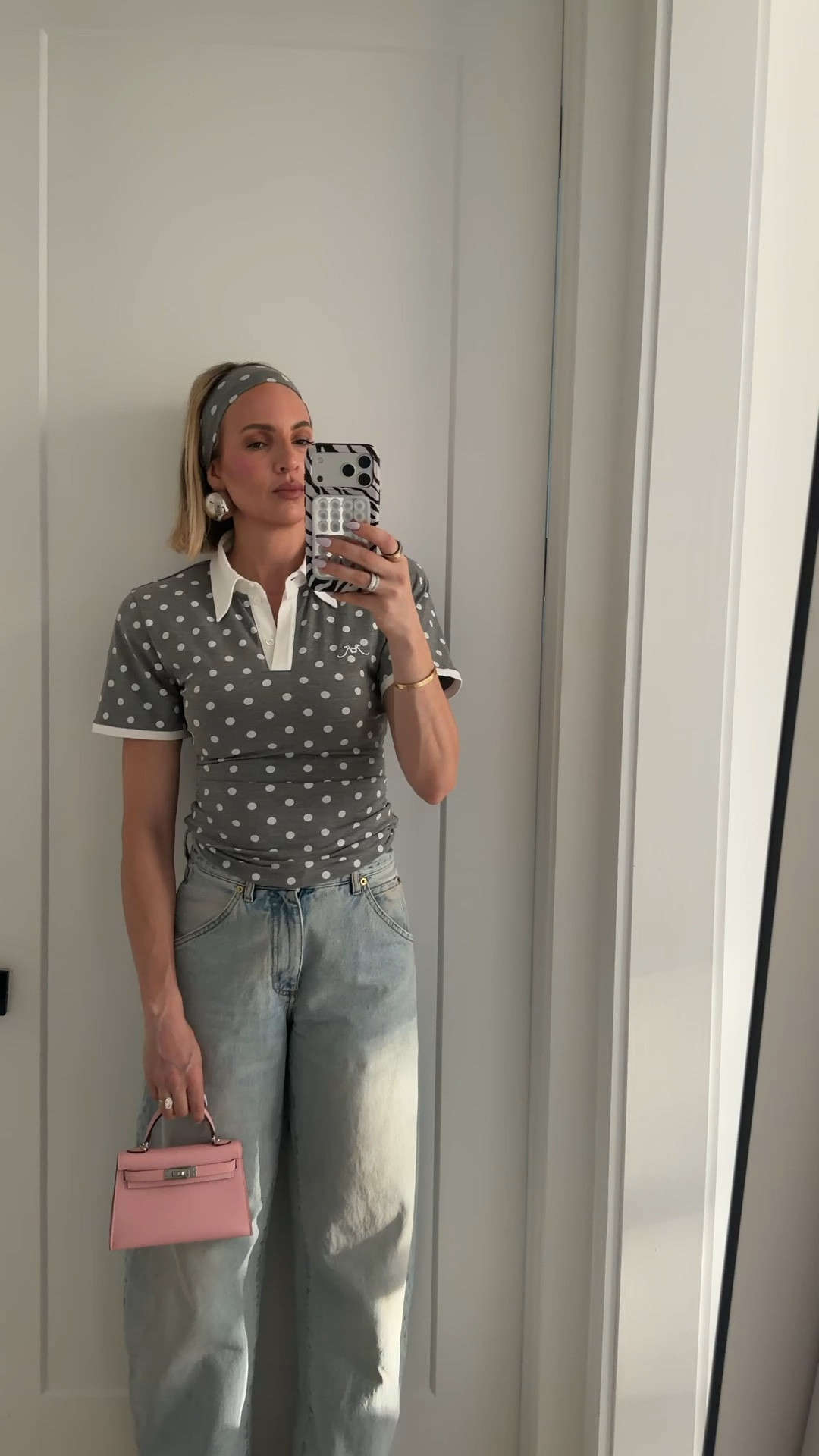 Got so many compliments on this outfit! I bought the matching capris but they didn’t fit me well so I’m returning them. They’re too low waisted for me, but if that’s your thing, I think you’ll like them. This line seems to run small. I should have ordered a size up in the top, but it still works. Love that it has a matching headband! Jeans are tall girl friendly, and they run tts ￼

Bag is from https://www.avonaofficial.com/ashley22
Use code ASHLEY22 for 22% off ￼￼

#LTKMothersDay #LTKootd #LTKTall