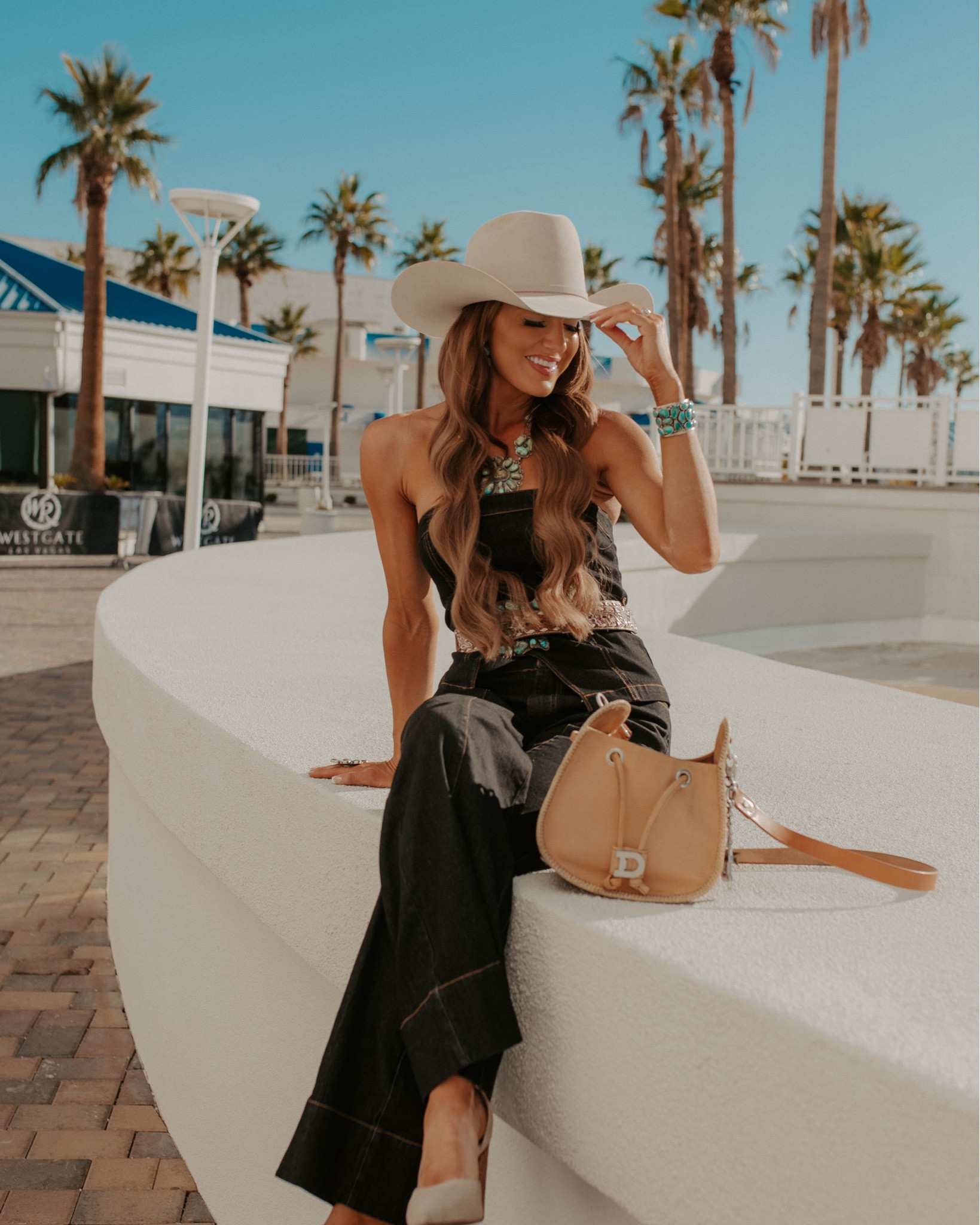 The perfect denim set 💙 #westernfashion 