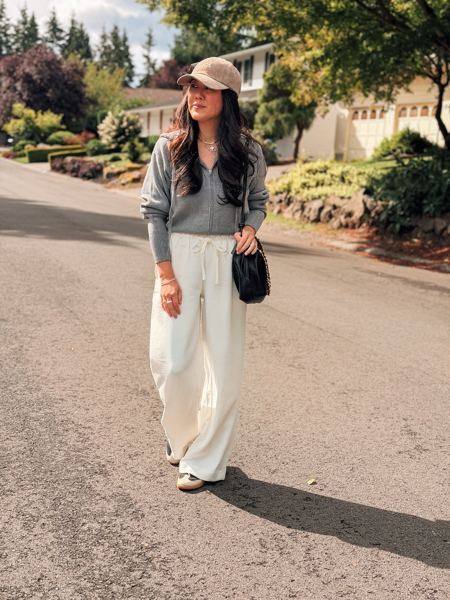 White pants for fall? Yessss! These affordable pants come in three inseams. I’m in the XS regular

#LTKootd #LTKmomlife #LTKPetite