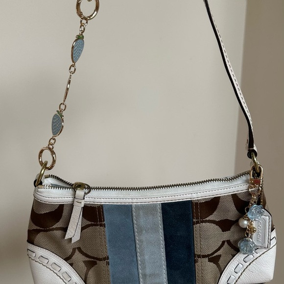 💙🦋🩵𝚅𝚒𝚗𝚝𝚊𝚐𝚎 𝚈2𝙺 𝙲𝚘𝚊𝚌𝚑 𝙳𝚎𝚖𝚒 𝚂𝚑... | Poshmark