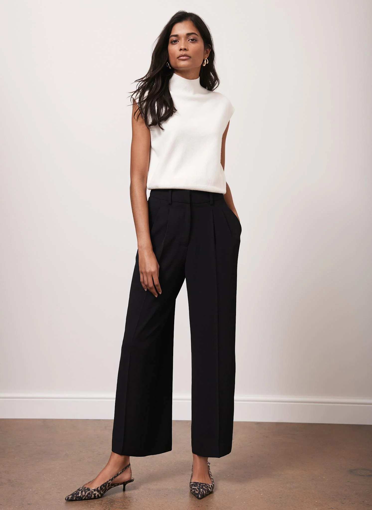 Black Pleated Cropped Trousers | Mint Velvet
