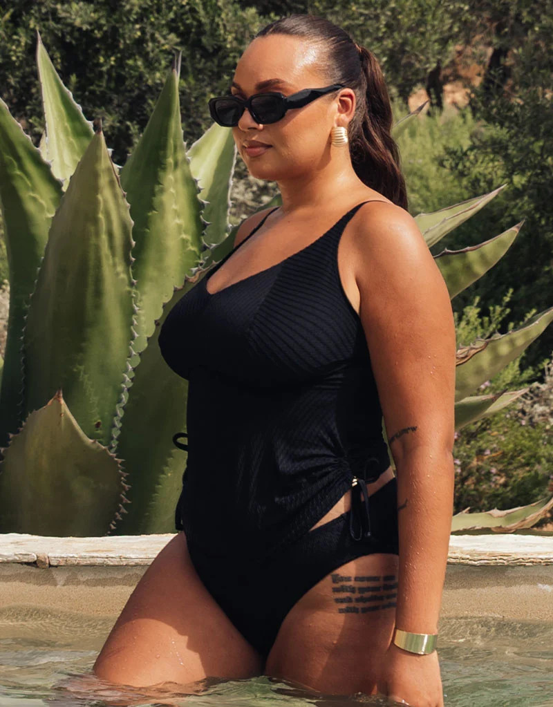 Curvy Kate Jet Set Non-Wired Multiway Tankini Top Black | Curvy Kate Ltd