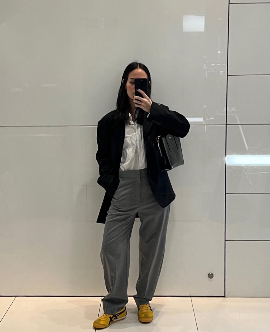 yellow sneakers 💛

#LTKSeasonal #LTKeurope #LTKstyletip