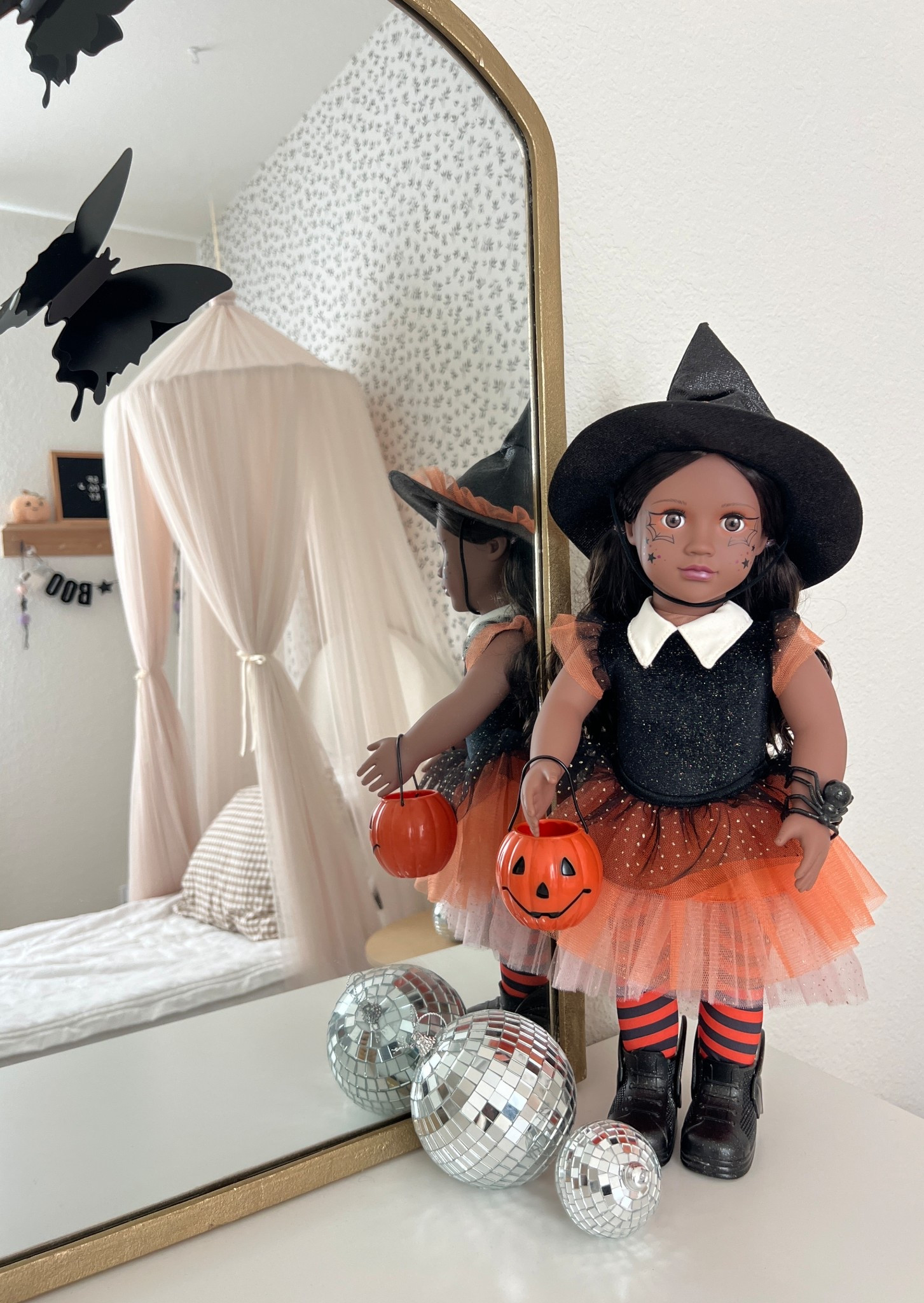 Our Generation Halloween Doll - Selene is the perfect friend to join you during spooky szn! 🎃👻🖤 Add her to a boo basket or take her along with you while you trick or treat 🥰