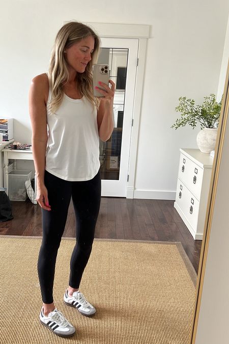 The best workout tank I’ve found in years…..under $40 and cotton 🙌🏼



#LTKActive #LTKover40 #LTKfindsunder50