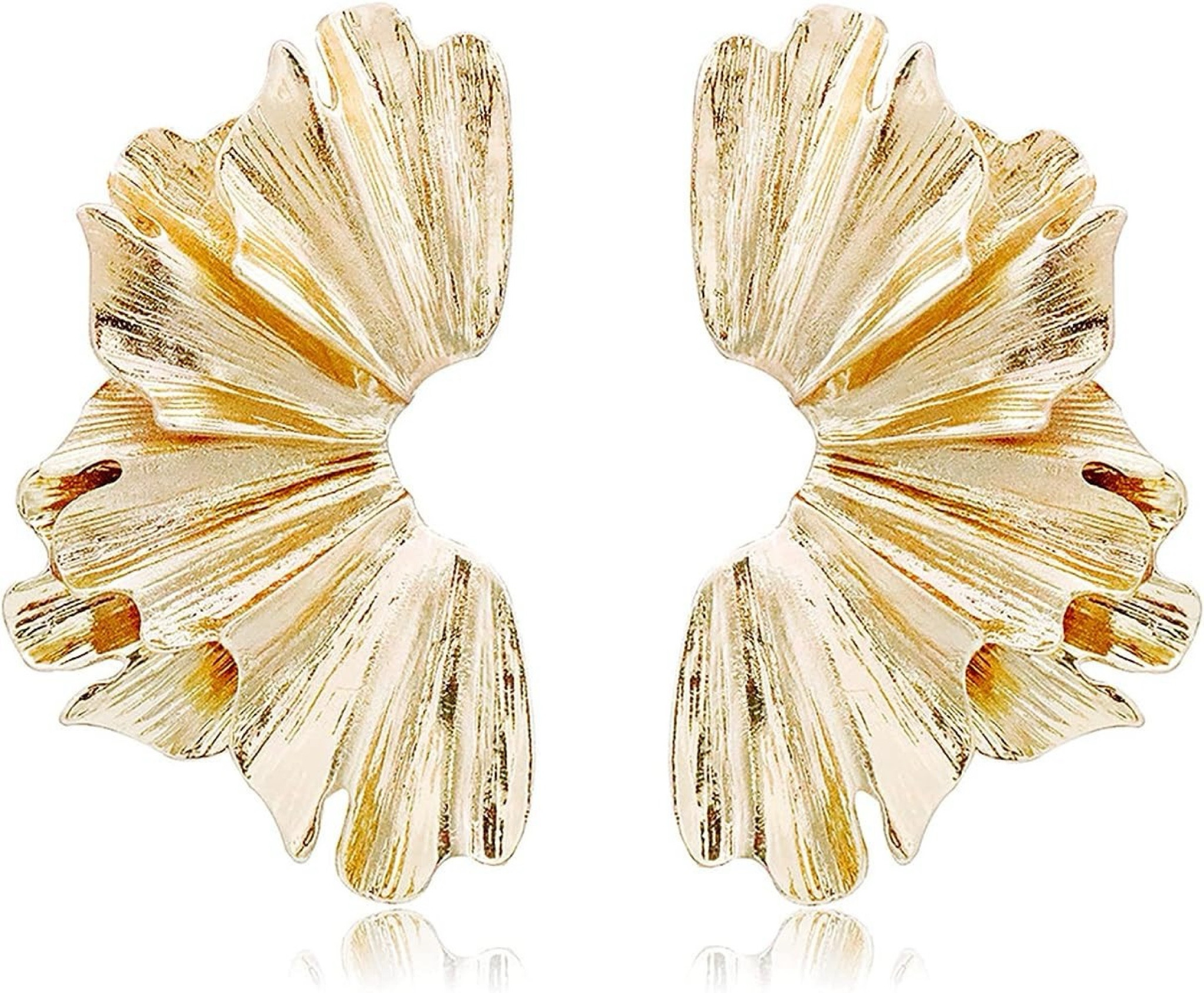 Bold statement earrings 

#LTKBacktoSchool #LTKFindsUnder50
