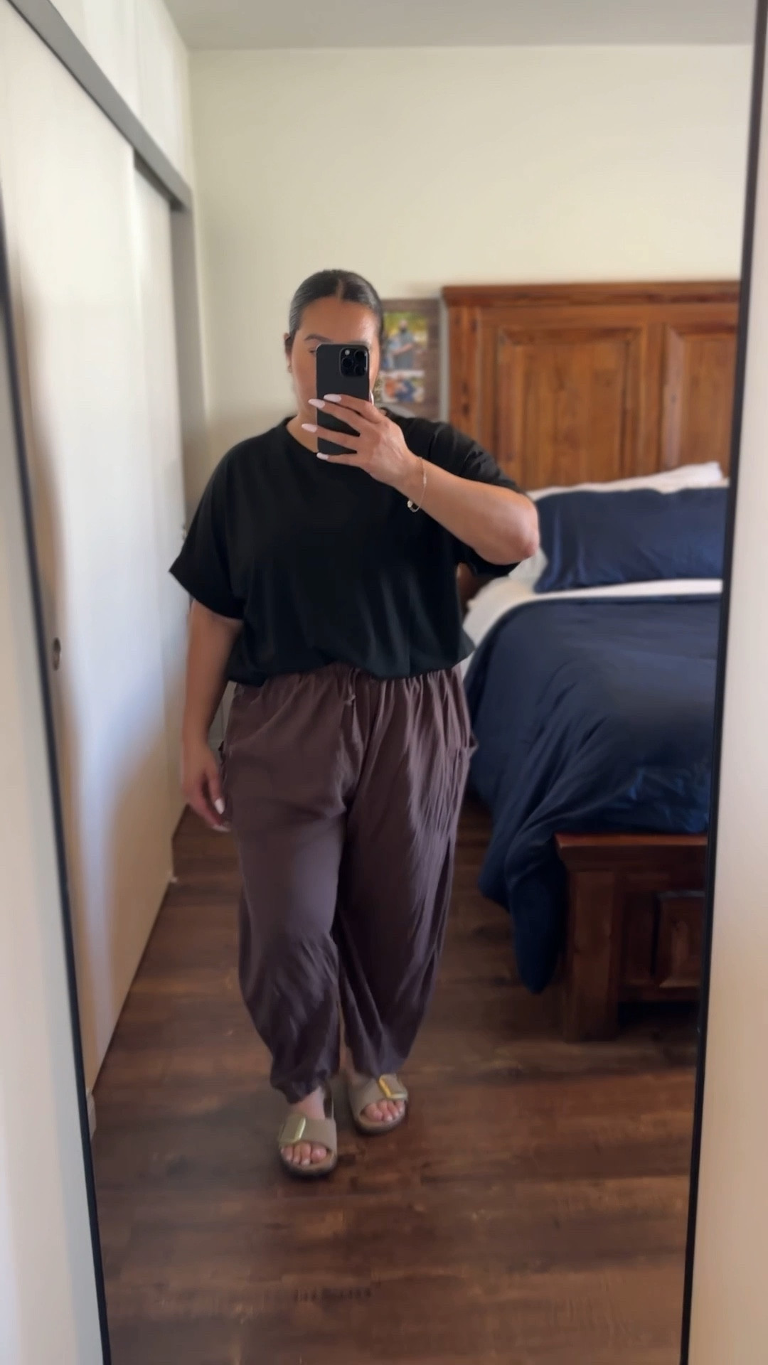 What I’m wearing to my kids open house and the weather is hot here in Los Angeles.

Shirt- large/ runs big / super lightweight 
Linen pants - XL/ oversized fit/ runs big / I would size down / tummy friendly 
Sandals -8.5/ tts 

Casual outfit 
Spring outfit 
Summer outfit 
Mom outfit 
Midsize fashion 
Midsize outfit 
Tummy friendly outfit 
Linen pants 
Curvy fashion 

#LTKmomlife #LTKootd #LTKMidsize

#LTKmomlife #LTKMidsize #LTKootd