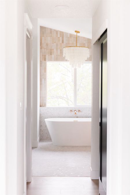 This chandelier 😍

Bathroom 
Shell light 
Modern 
Organic 
Lighting 
Amazon 

#LTKHome #LTKStyleTip #LTKOver40