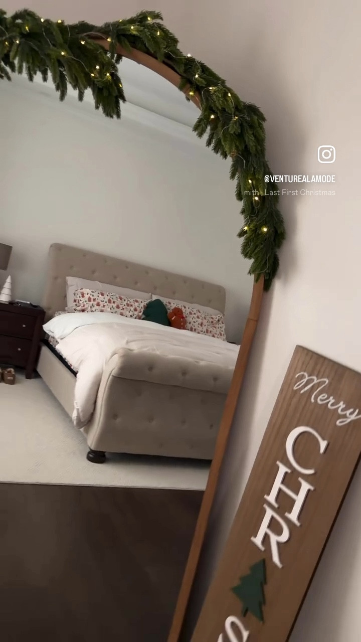 Cozy Christmas 🎄 Officially one year in our house today.❤️🏠

#LTKSeasonal #LTKHoliday #LTKHome