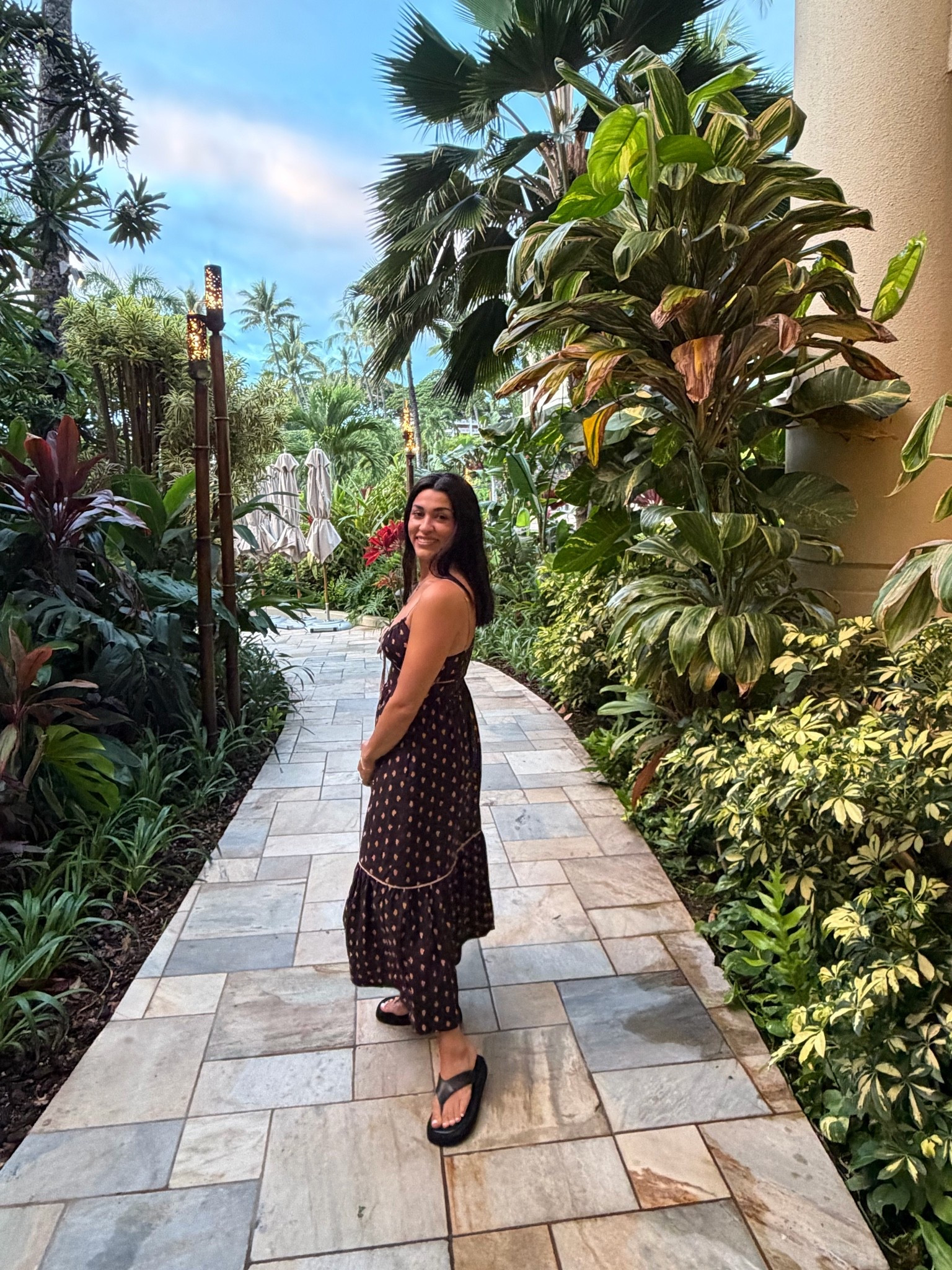 Summer sandals + similar dresses. My exact dress is sold out

#LTKootd #LTKSeasonal