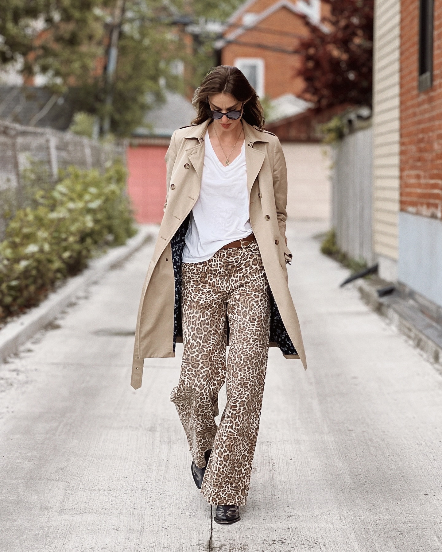 Was leopard print ever really out? (No, the answer is no lol)
•
I’ve been out of practice taking proper outfit pics and I think I need to get back into my groove. Love reels. Love sharing lifestyle and fam content when I can. But tall girl style is where I started and where I’ll always come back to!
•
#ootd #tallootd #gaptall #ltktall #shopltk #springstyle #spring #tallmom #momfit #tallgirl #leopardpants