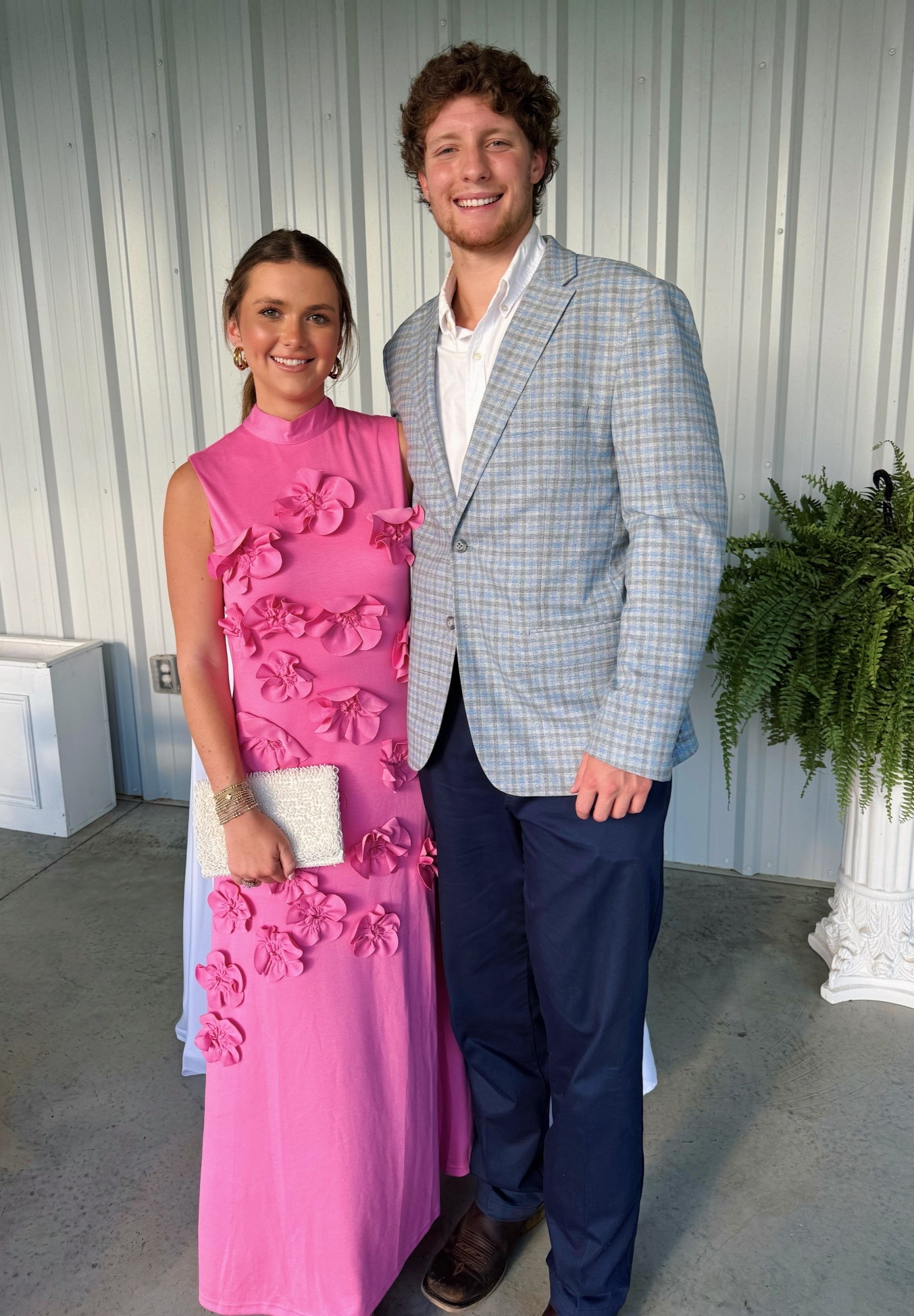 Floral favorite from last wedding season🌸 wearing size xs 