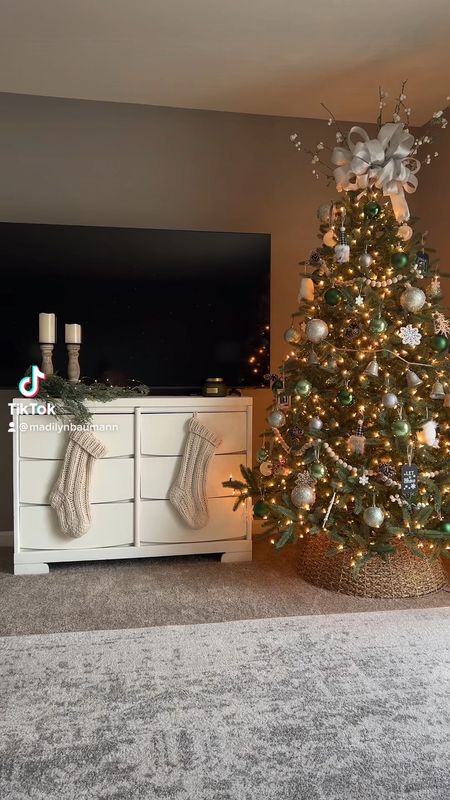 Christmas Decor - Neutral Home Decor 🧸💌🌲

#LTKGiftGuide #LTKHoliday #LTKSeasonal