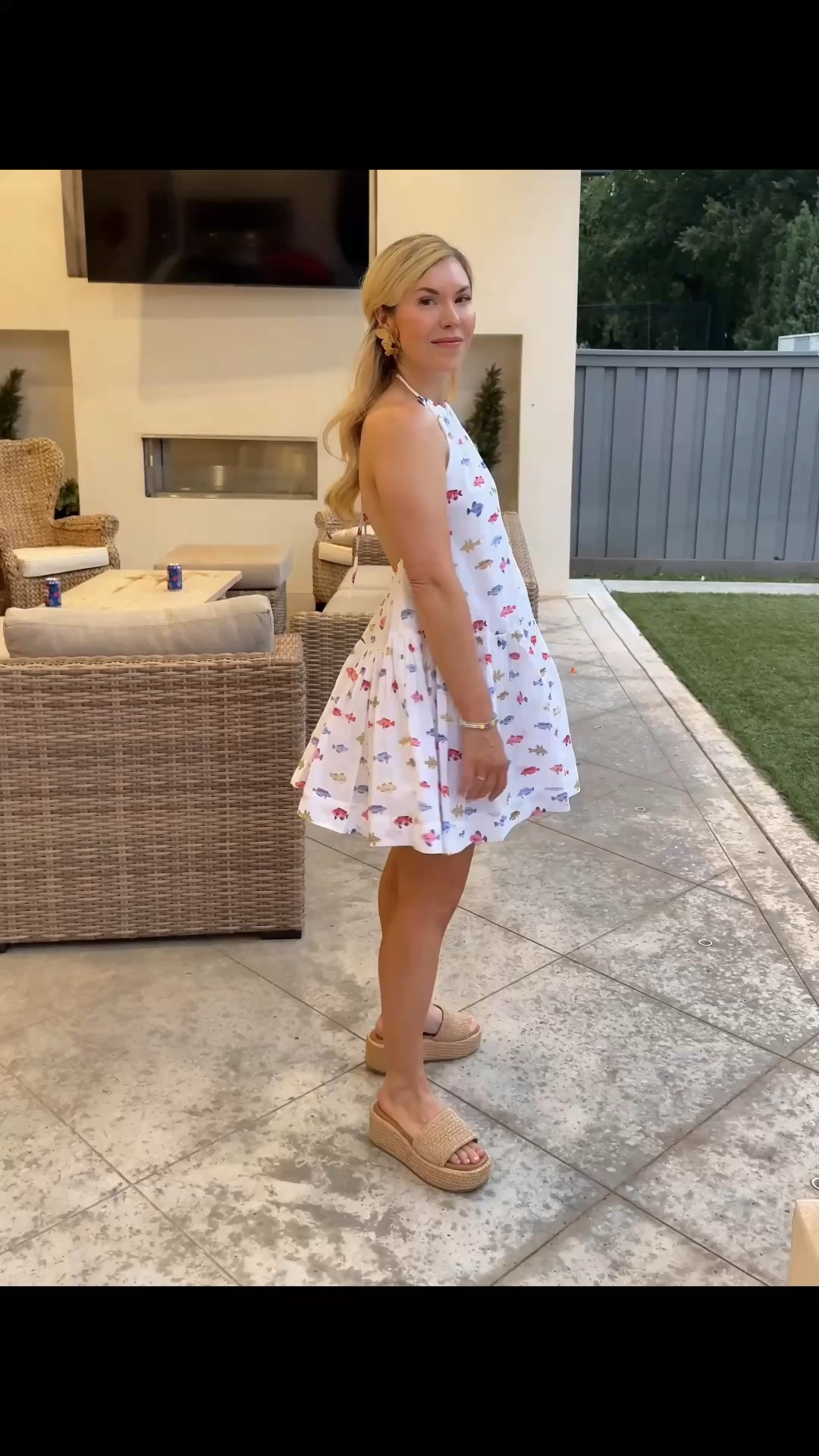 Obsessed with the back of this dress!