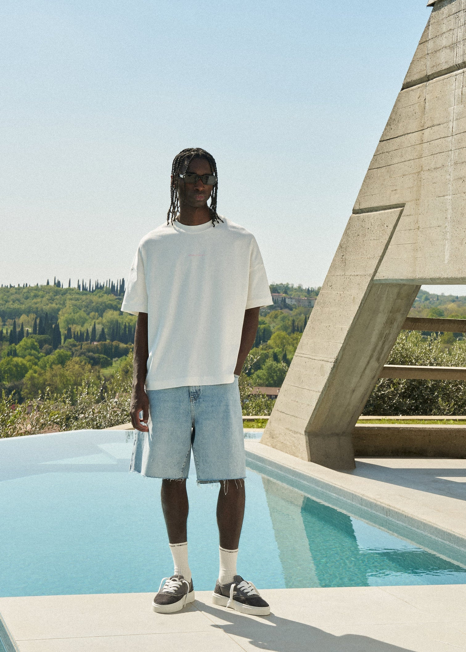 DENIM RAW EDGE SHORTS - MID STONE WASH | The Couture Club