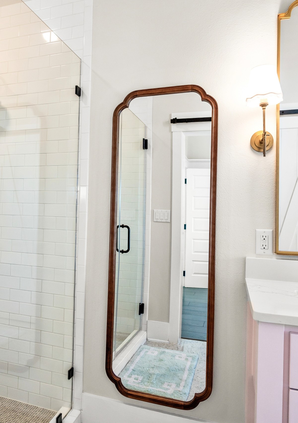 An easy bathroom upgrade 🤍 This mirror from Amazon keeps things light, airy, and polished — perfect for a coastal-inspired space. 🌊