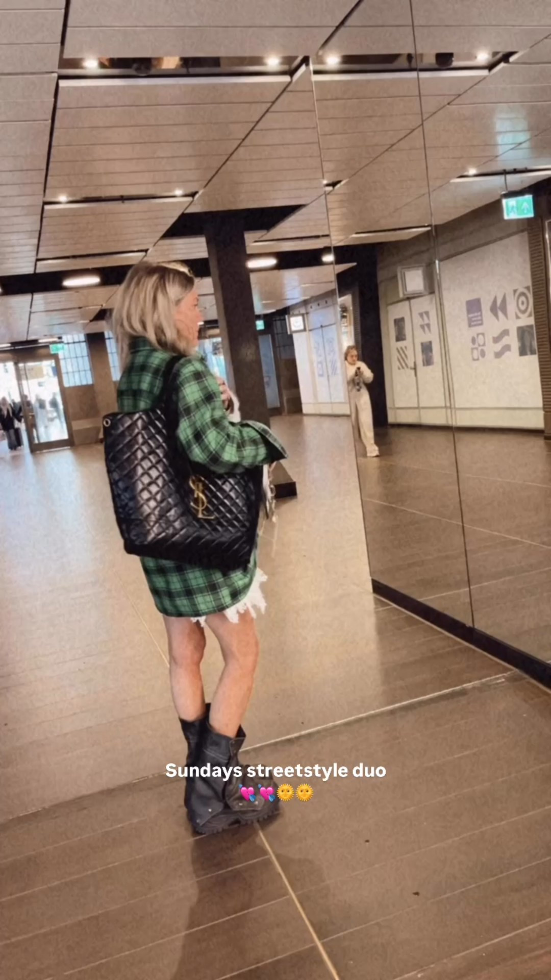 Sunday streetstyle duo: oversized bags, ruffle skirt, wide leg denim.. big sunglasses 

#LTKFestival #LTKStyleTip #LTKSeasonal