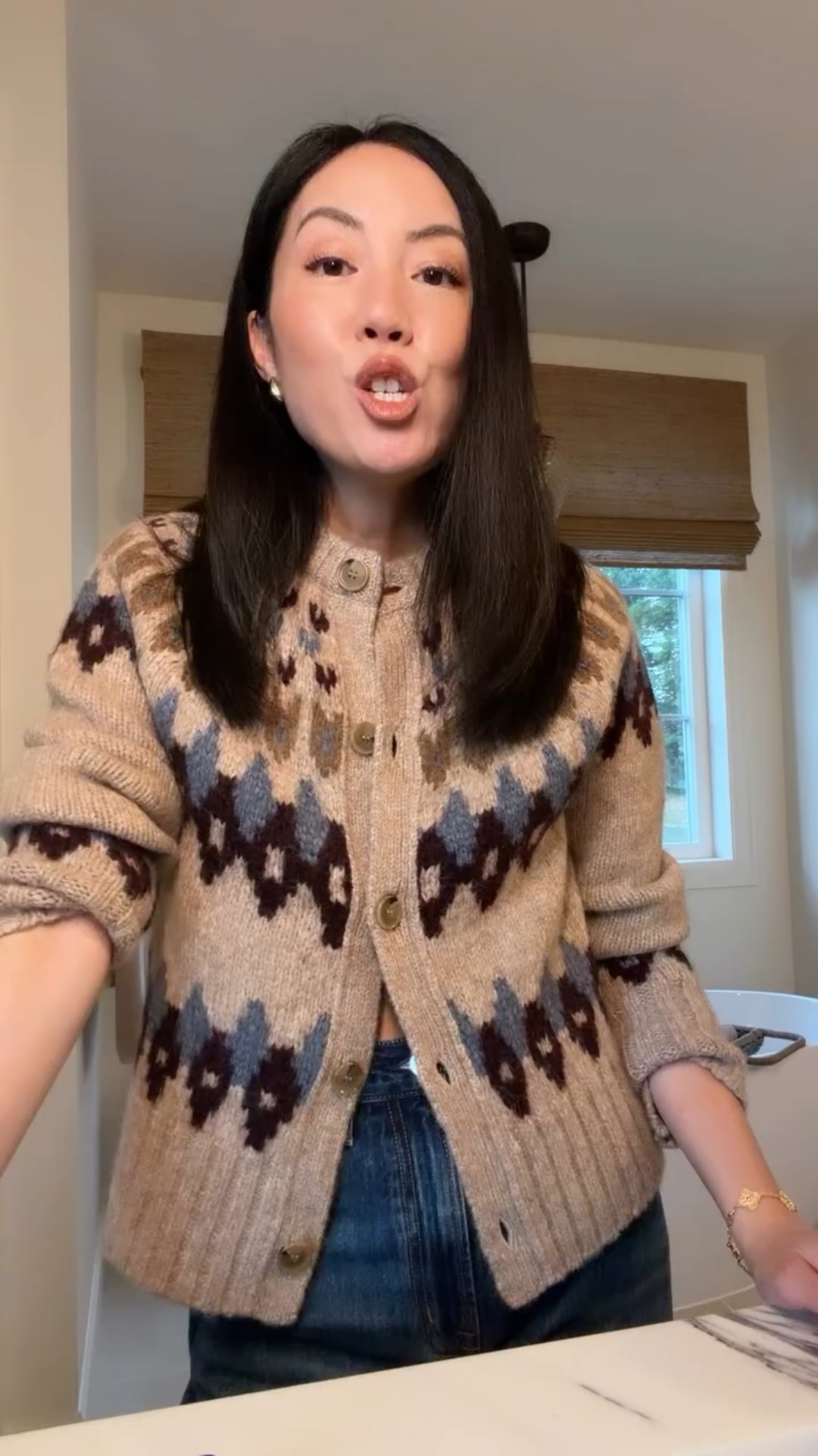 Shop the best towels here!

#classicstyle
#fairislesweater
#winteroutfit
#wintersweater
#homegoods

#LTKmomlife #LTKstorytime #LTKHoliday