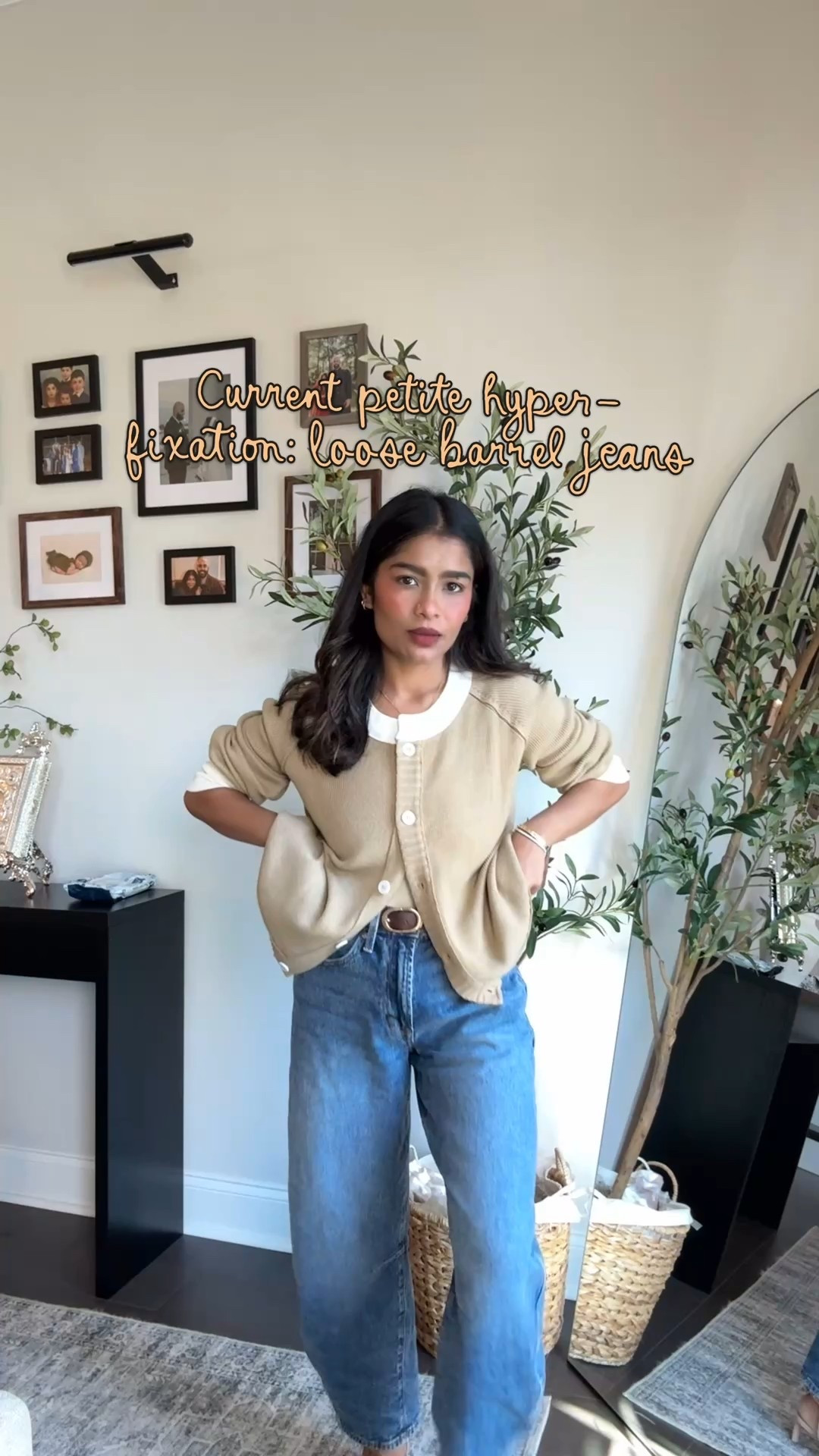 Petite friendly high waisted barrel jeans (I’m 4’11” and can wear these with flats). Wearing 25 short (I’m size 0-2). Very comfortable and stays in place—mom pooch friendly too! Under $50 

#LTKmomlife #LTKPetite #LTKFindsUnder50