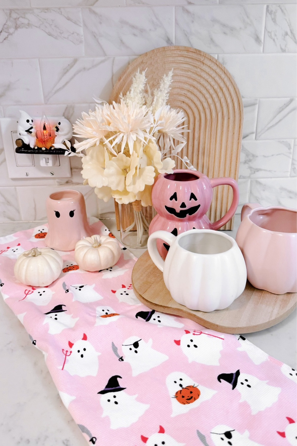 Fall kitchen decor ideas 🍂🕯️🎃🎀

#LTKHome #LTKSeasonal #LTKFallSale