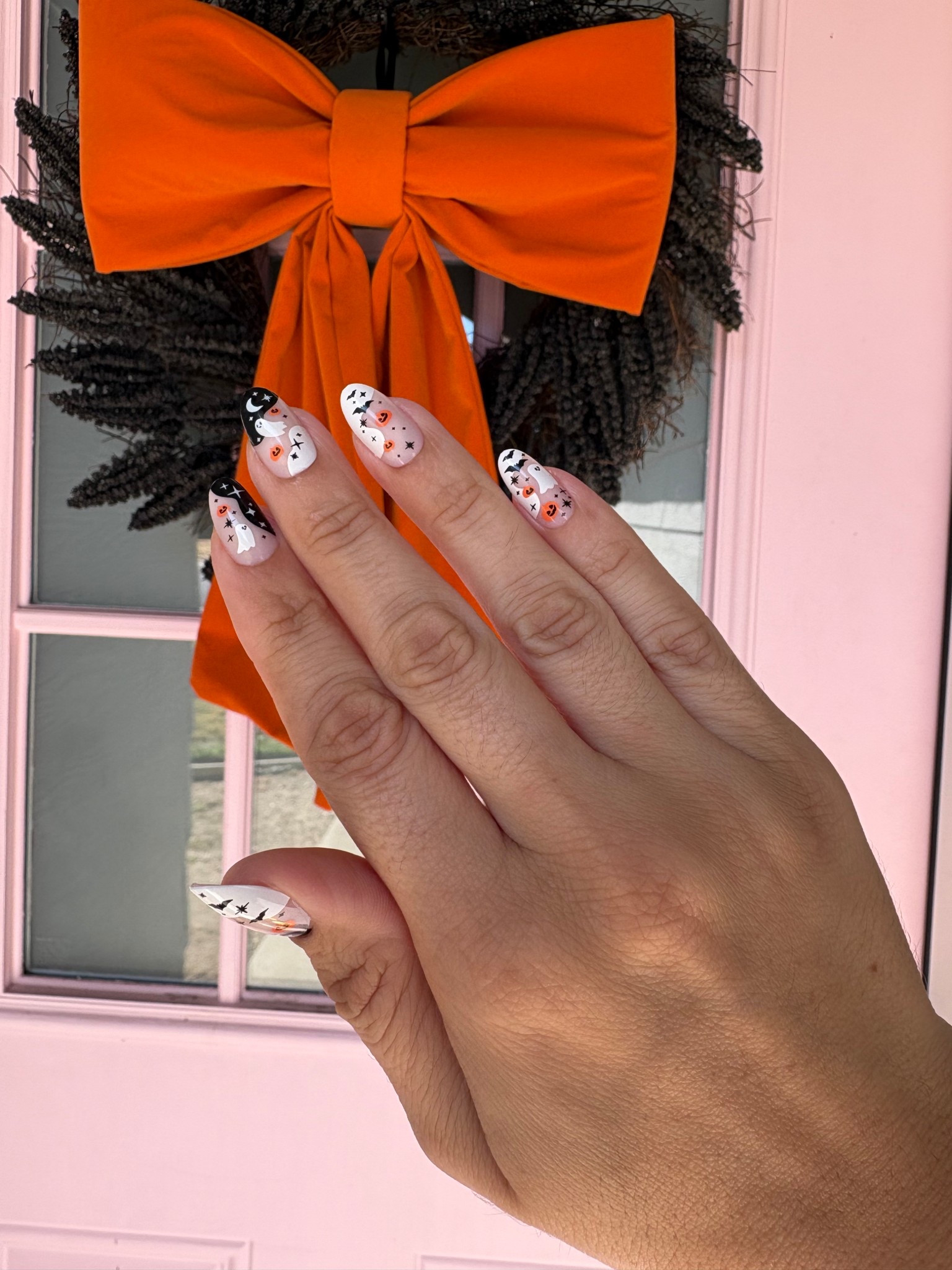 Halloween Nail inspo🖤

Press on nails/ trendy/ nails on a budget/ gift ideas/ Halloween/ October/ spooky season 

#LTKBeauty #LTKSeasonal #LTKHalloween