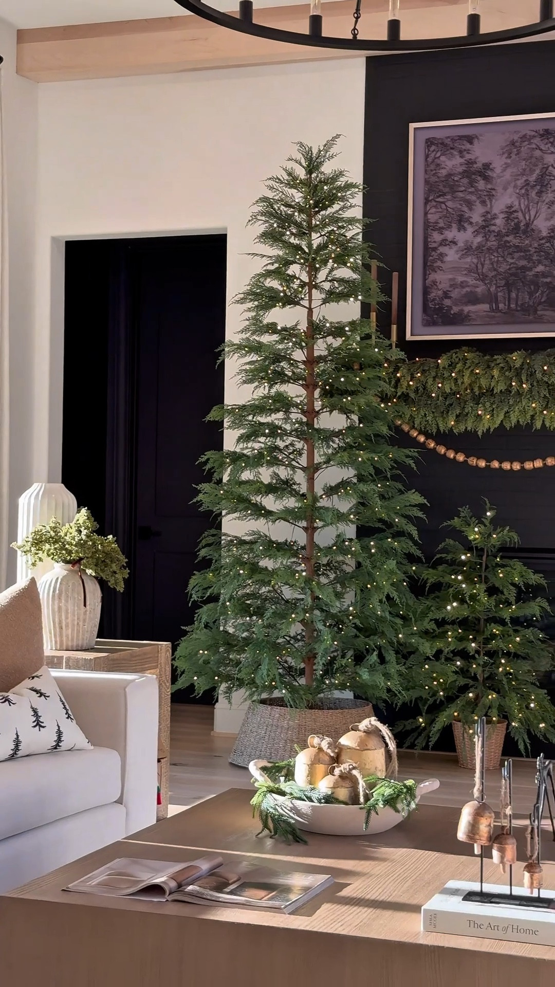 Love this Christmas tree so much! It’s so beautiful you could style it without ornaments and it would still steal the show. 🎄 Available in two sizes — perfect for any space! #AmazonFinds #ChristmasDecor #HolidayHome #AmazonHome #ChristmasTree