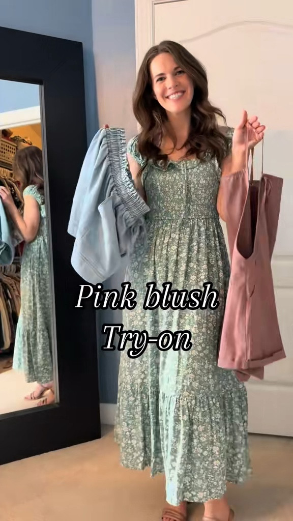 @shoppinkblush has the cutest looks for mom life & beyond 💞🌸🎀 

I am a sucker for overalls and these shorts are perfect for summer days! But the dress may be my favorite look and best of all it has pockets🤭 Use my code googsreviews15 for 15% off your next purchase 💕


#LTKSeasonal #LTKStyleTip #LTKSaleAlert