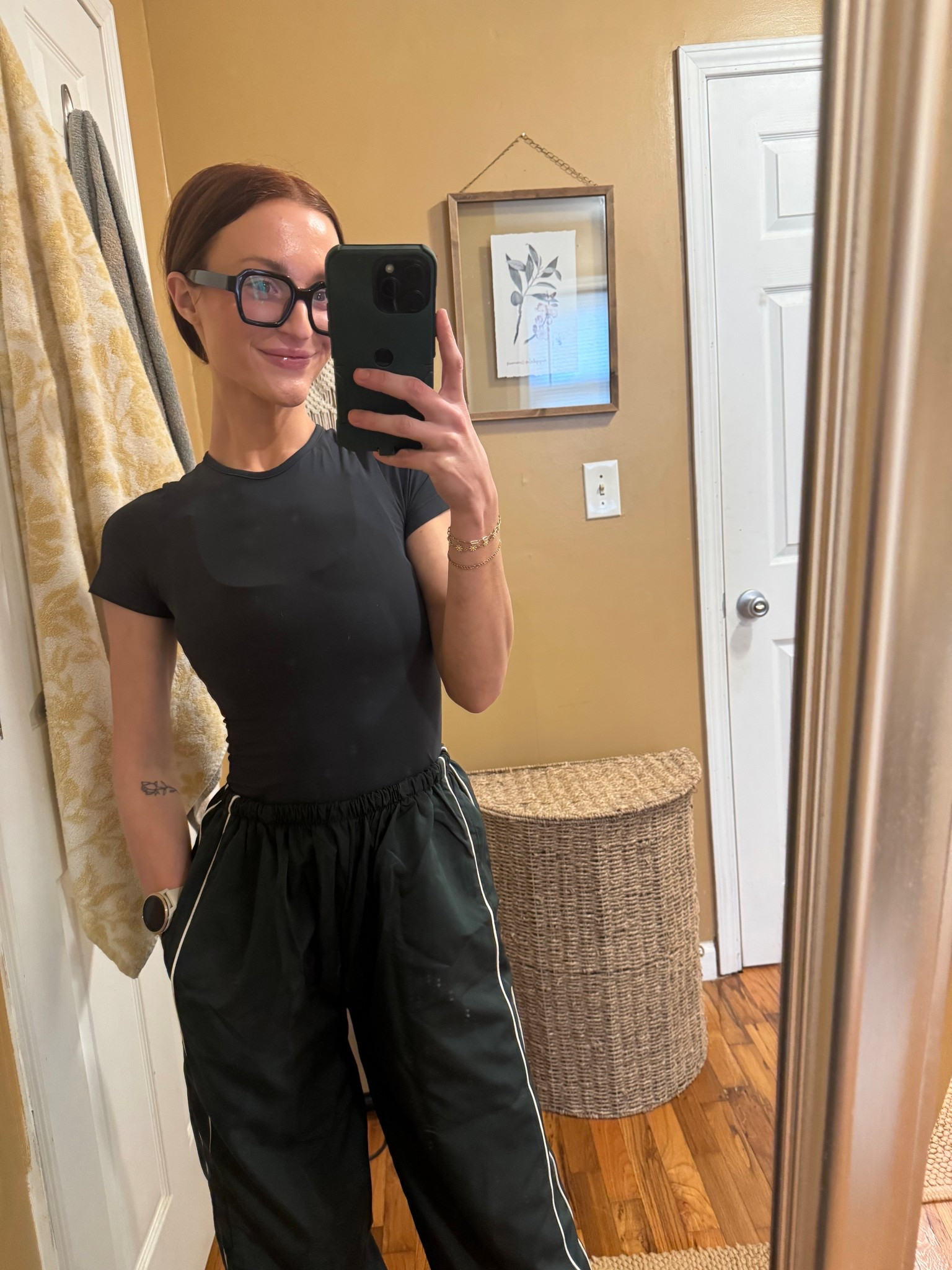 Cute active green pants 🤍

#LTKActive #LTKBeauty #LTKSaleAlert