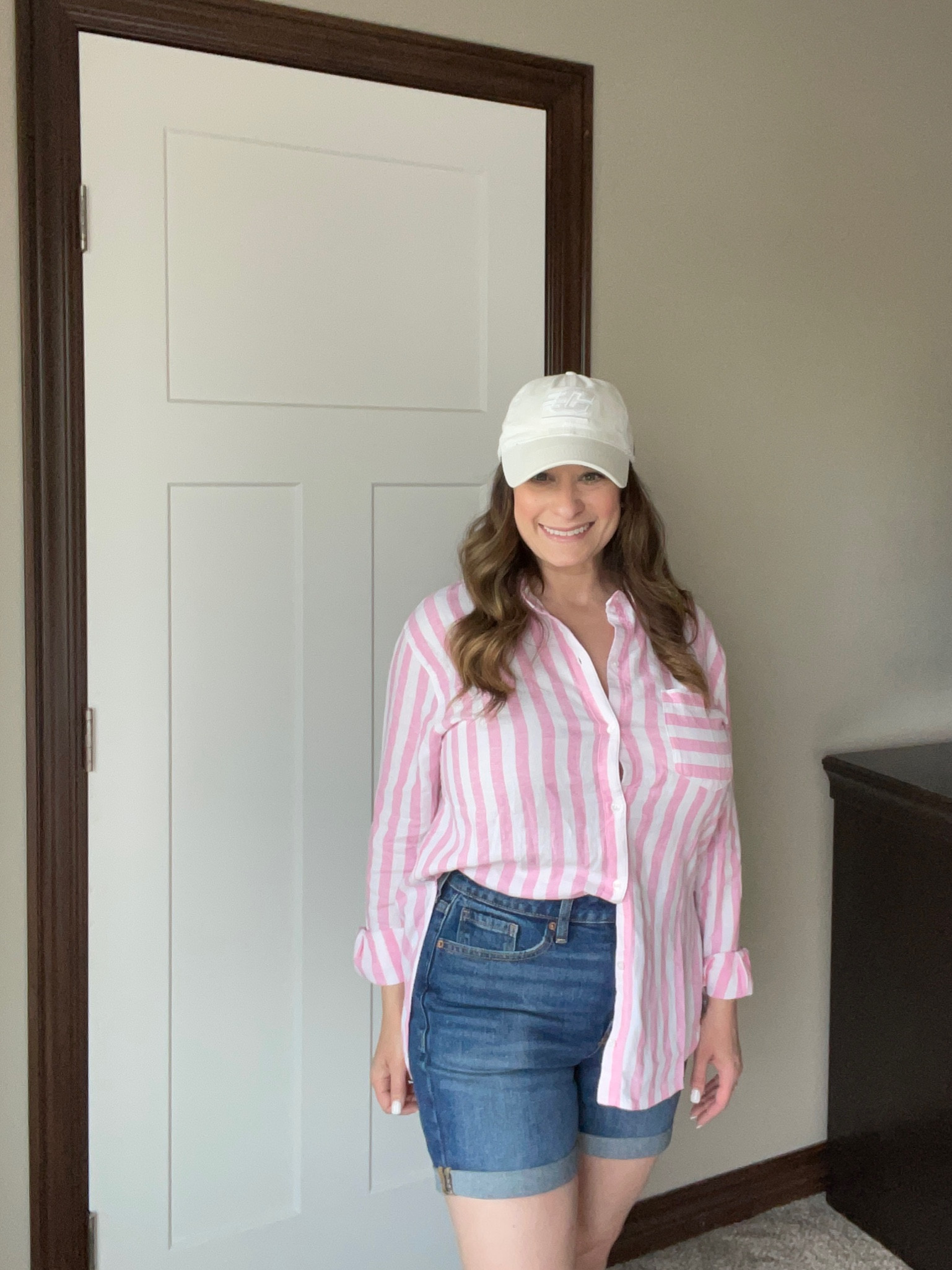 Old navy / denim shorts / Jean shorts 

#LTKunder50 #LTKcurves #LTKtravel