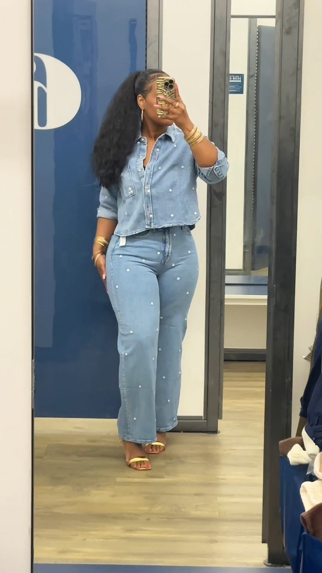 Old Navy Finds✨ That are currently trending and on sale🥰

#LTKStyleTip #LTKFindsUnder100 #LTKSaleAlert