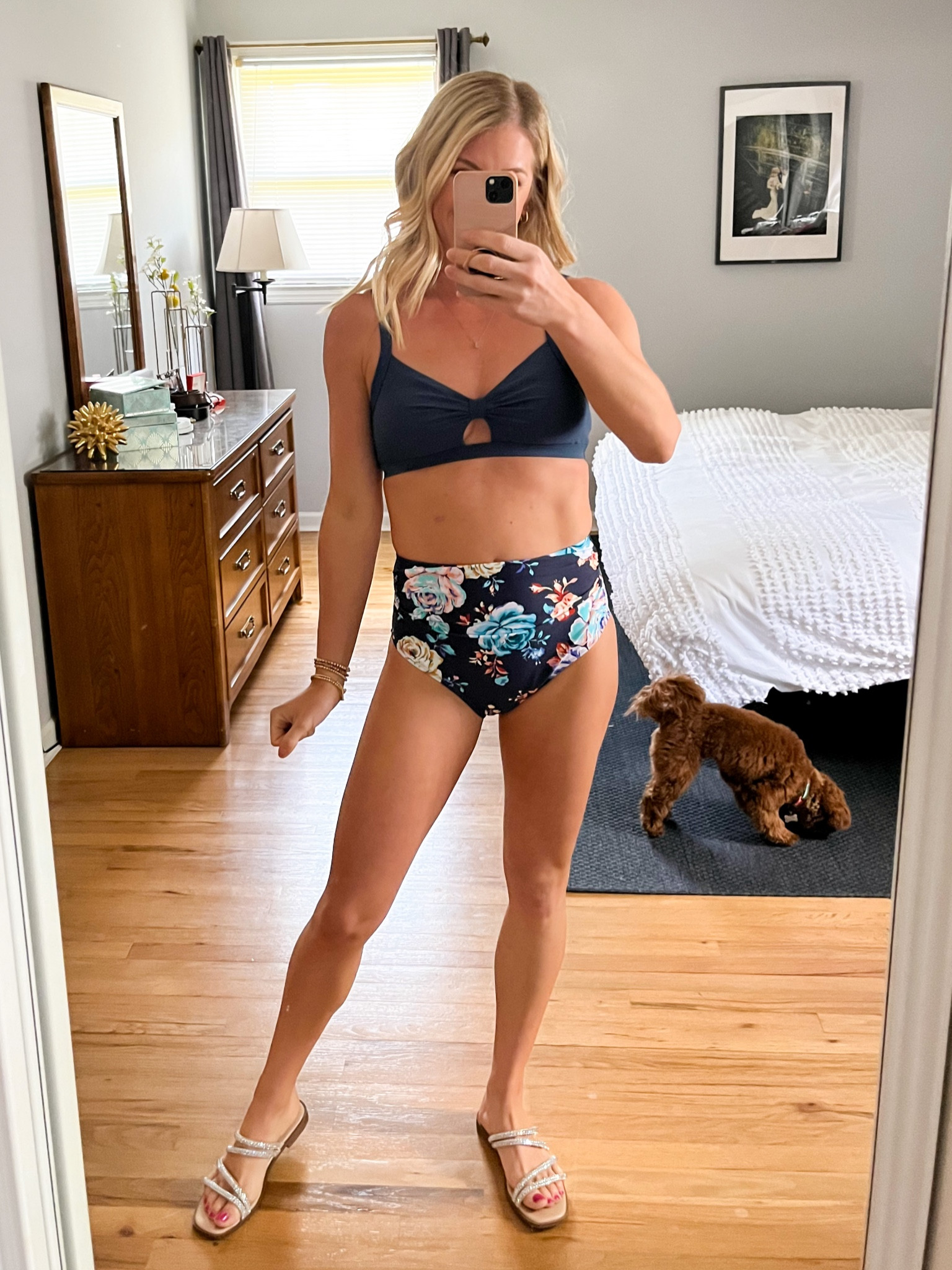 Such a fun high waisted bikini. Love the printed bottoms!! Wearing size small. Code Jacqueline15 saves 15% 