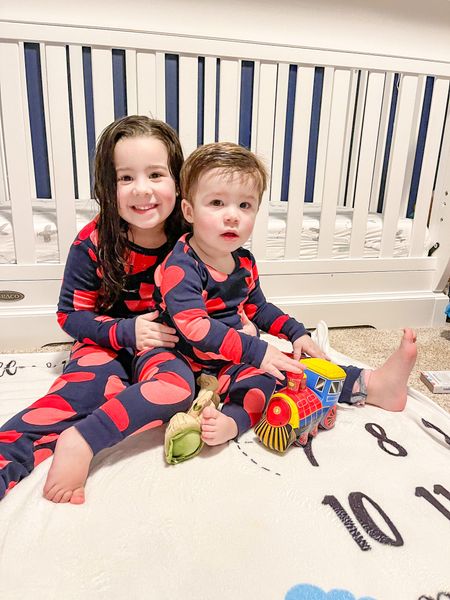 Valentine’s Day matching pajamas 

#target
#targetstyle
#matching
#twinning
#pajamas
#valentines
#valentine
#hearts
#toddler
#girls

#LTKSeasonal #LTKkids #LTKfamily