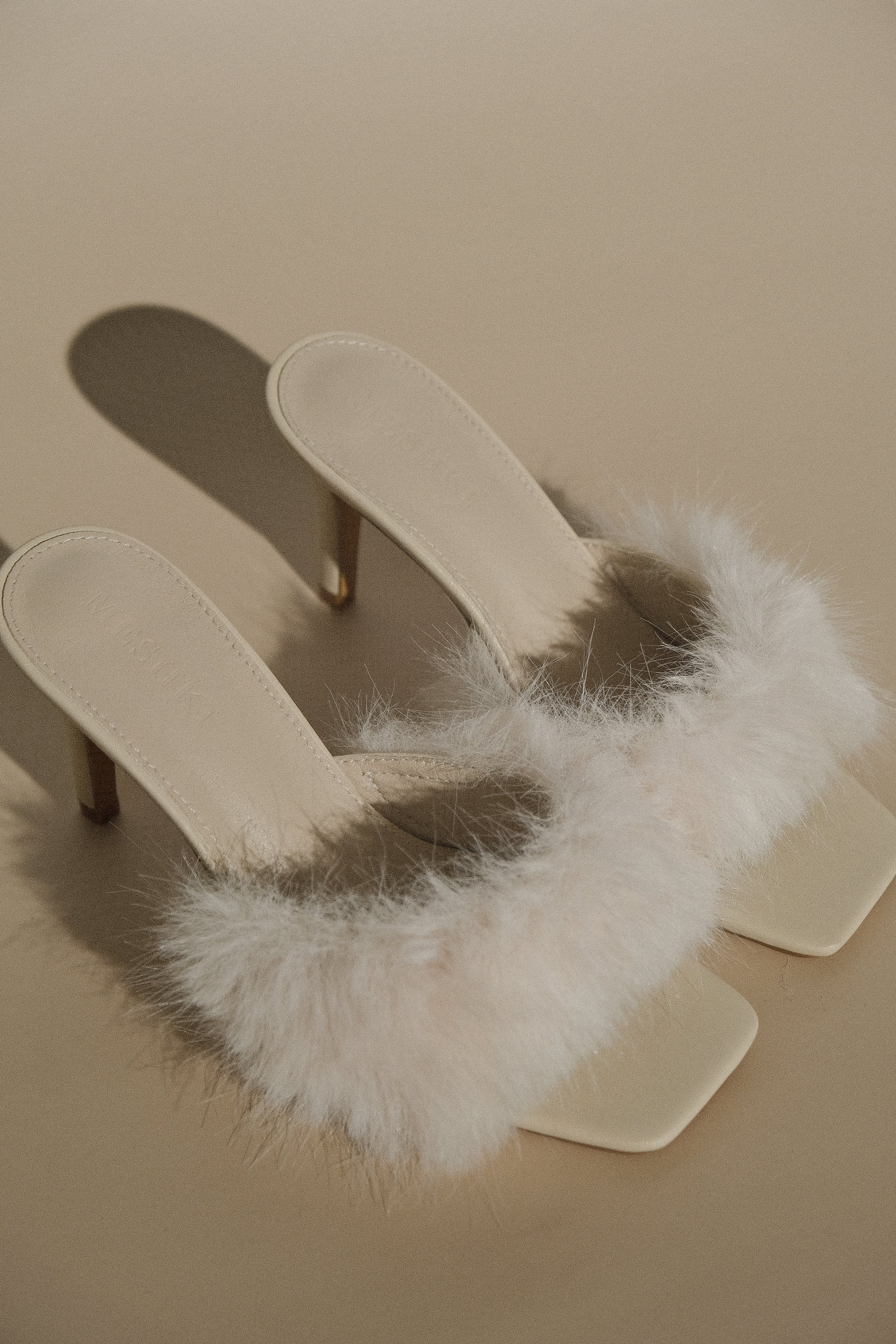 Torrance Faux Fur Heel - Ivory | MESHKI US