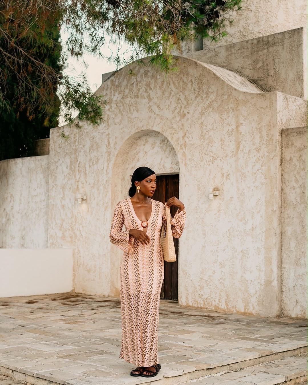 Soft Crochet Escape

A blush-toned crochet maxi paired with an oversized woven shoulder bag for an easy, textural summer look. The soft palette and relaxed silhouette keep it feminine, polished and perfect for warm-weather dressing.

#LTKsummer #LTKstyletip #LTKFashionMonth
