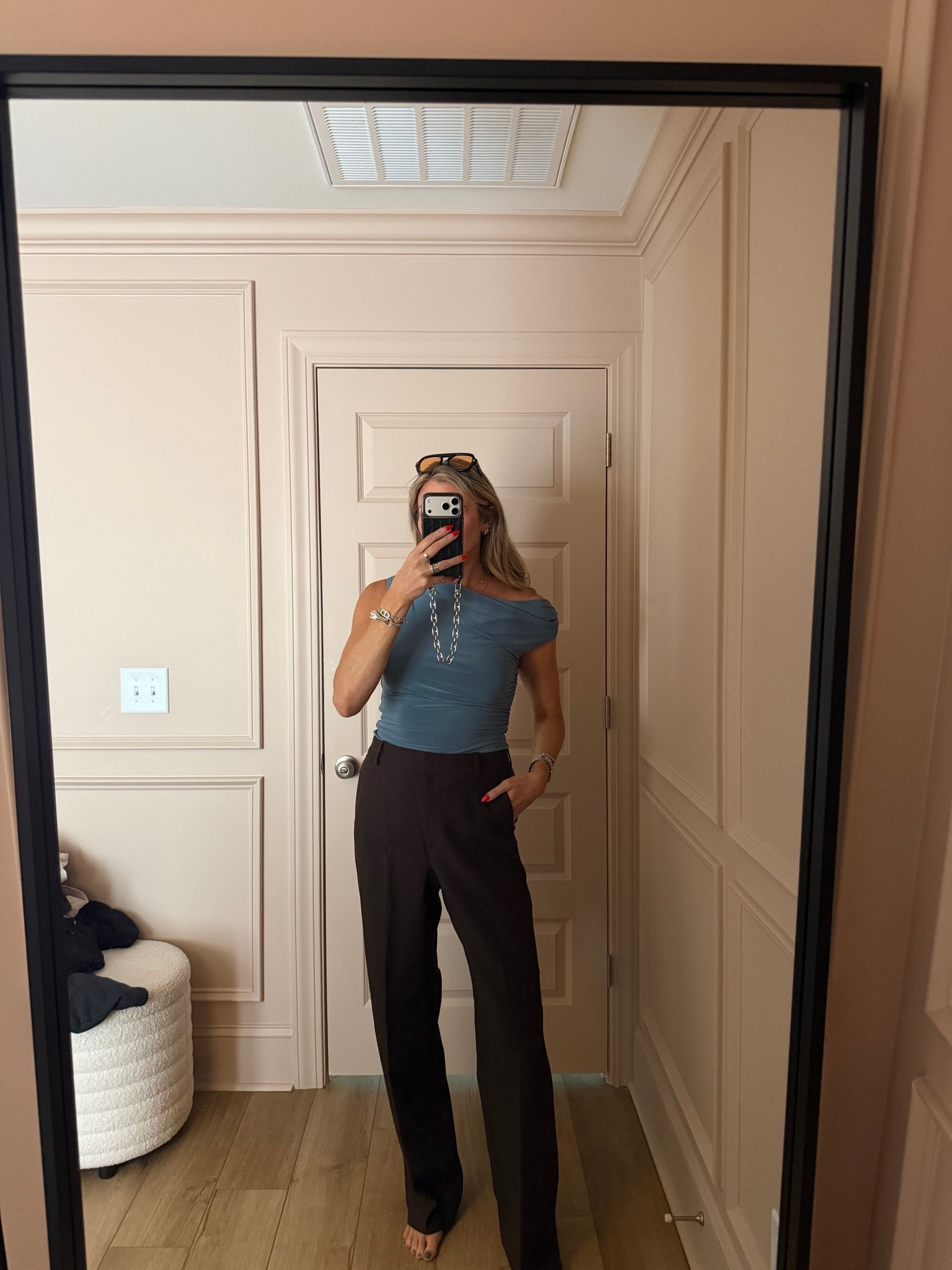 Top is overall true to size - wearing a medium and I’m normally a S/M. Size up one in pants, I’m wearing a 10 tall

#LTKWorkwear #LTKTall #LTKootd