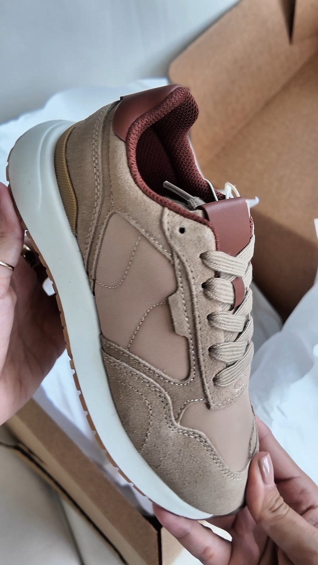 Sales Kids Sneakers at @zara 👟

#LTKSaleAlert #LTKFindsUnder50 #LTKSeasonal