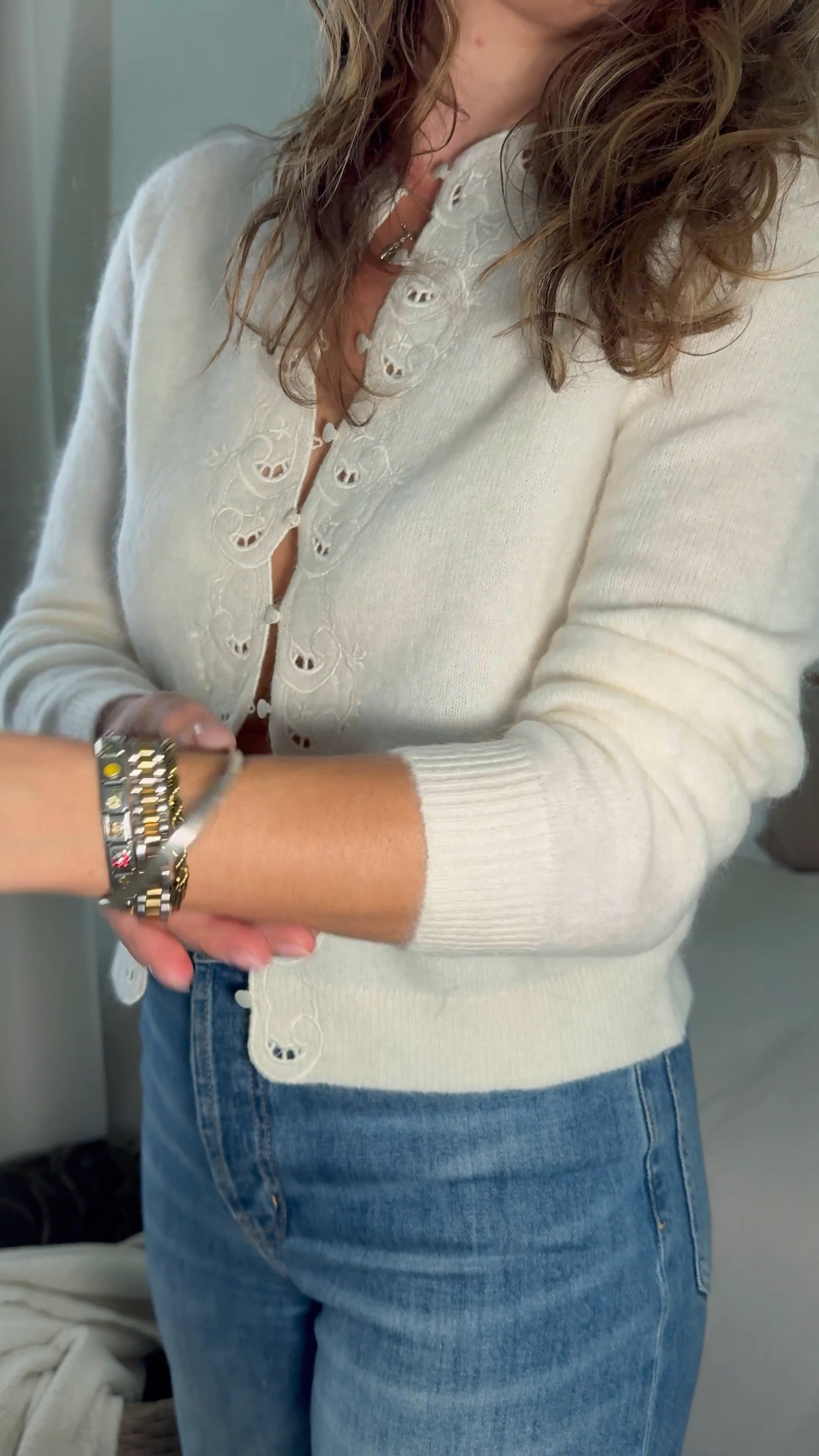 Small sweater, 26 jeans, 

#LTKStyleTip #LTKHoliday #LTKU