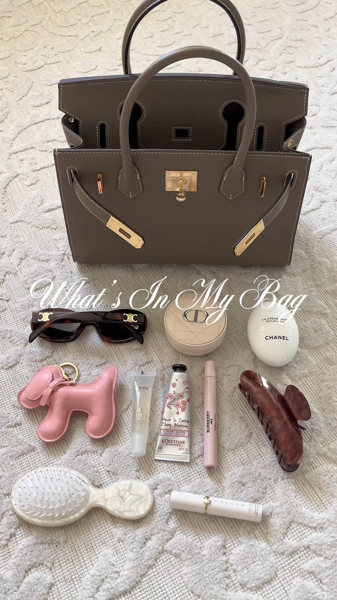 What’s in my bag 👜🎀 this was a very highly requested video, so I hope you all love it! This has been my go-to everyday bag for fall & I’m still so obsessed! 🤎

Also, my bag is not a Birkin! 🤭 

#whatsinmybag #whatsinmypurse #birkin #purseaddict #hermesbirkin #fallbag #packwithme #organizationgoals #purseorganizer #dailyvlog #dailyroutine #vlogs #asmr #asmrsounds #asmrrelax #asmrreels #explore #reelsexplore #fyp #pinterestaesthetic #pinterestgirl #cleangirlaesthetic #pinkpilatesprincess #justgirlythings #girlygirl 

[ asmr pack my bag with me, what’s in my bag, what’s in my purse, birkin aesthetic, everyday bag, fall bag, purse collection, purse tour, purse organization, purse essentials, soft luxury aesthetic, pink Pilates princess, romanticize your life, just girly things ]

#LTKVideo #LTKItBag