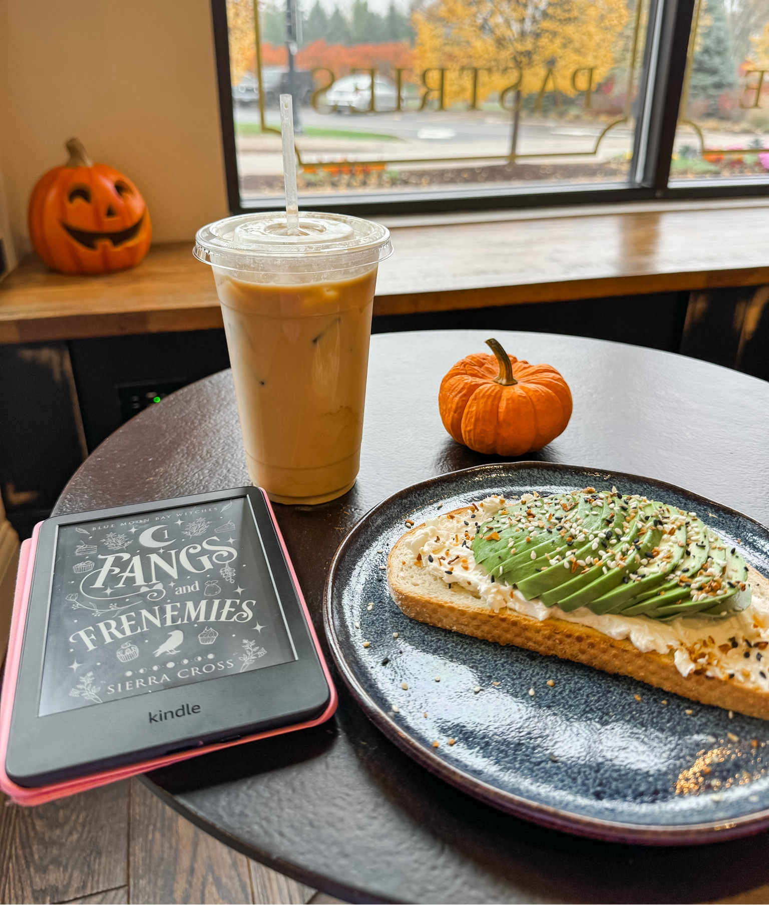 There’s nothing cozier than a rainy fall day in a coffee shop, curling up with a spooky book 

#LTKfindsunder50 #LTKHalloween #LTKSeasonal