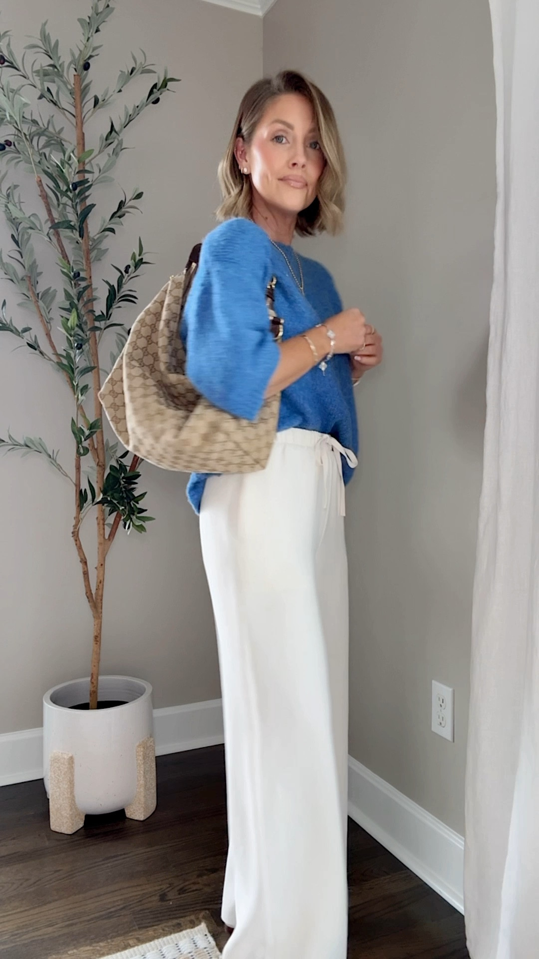 XS in all Target items / XS Short Aritzia pants / loafers run true to size 

#LTKOver40 #LTKPetite #LTKootd