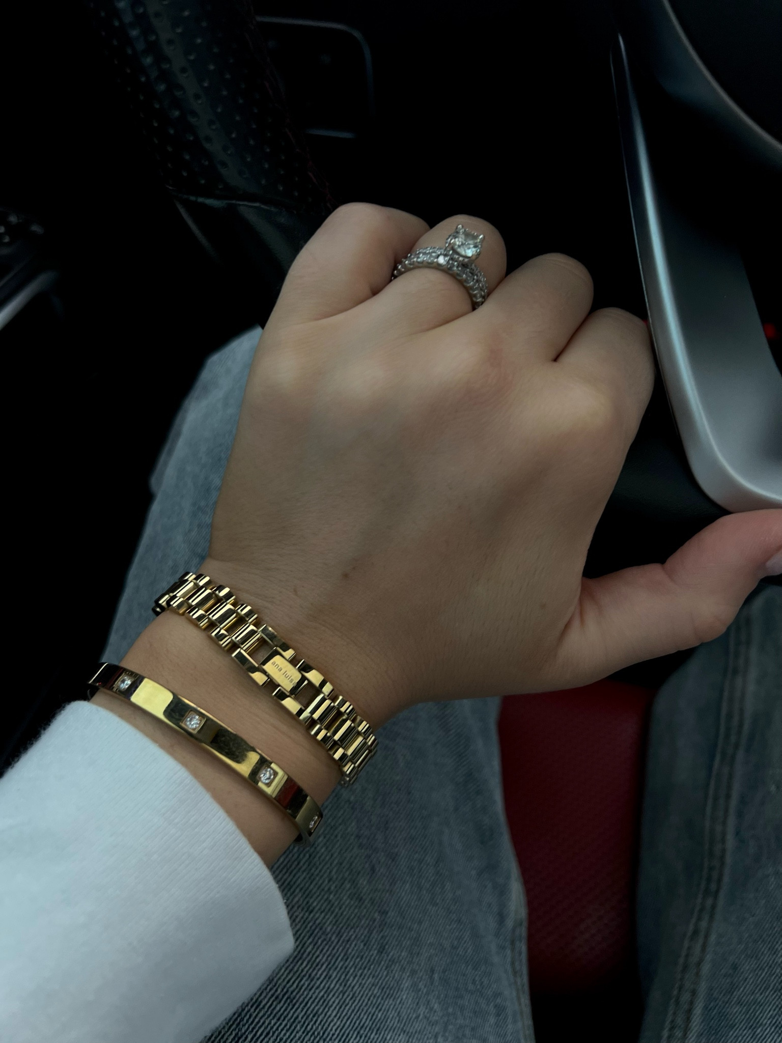 Obsessed with the watch bracelet look!!! @analuisa and @ellievail have the best jewelry finds under $100

#LTKGiftGuide #LTKfindsunder100