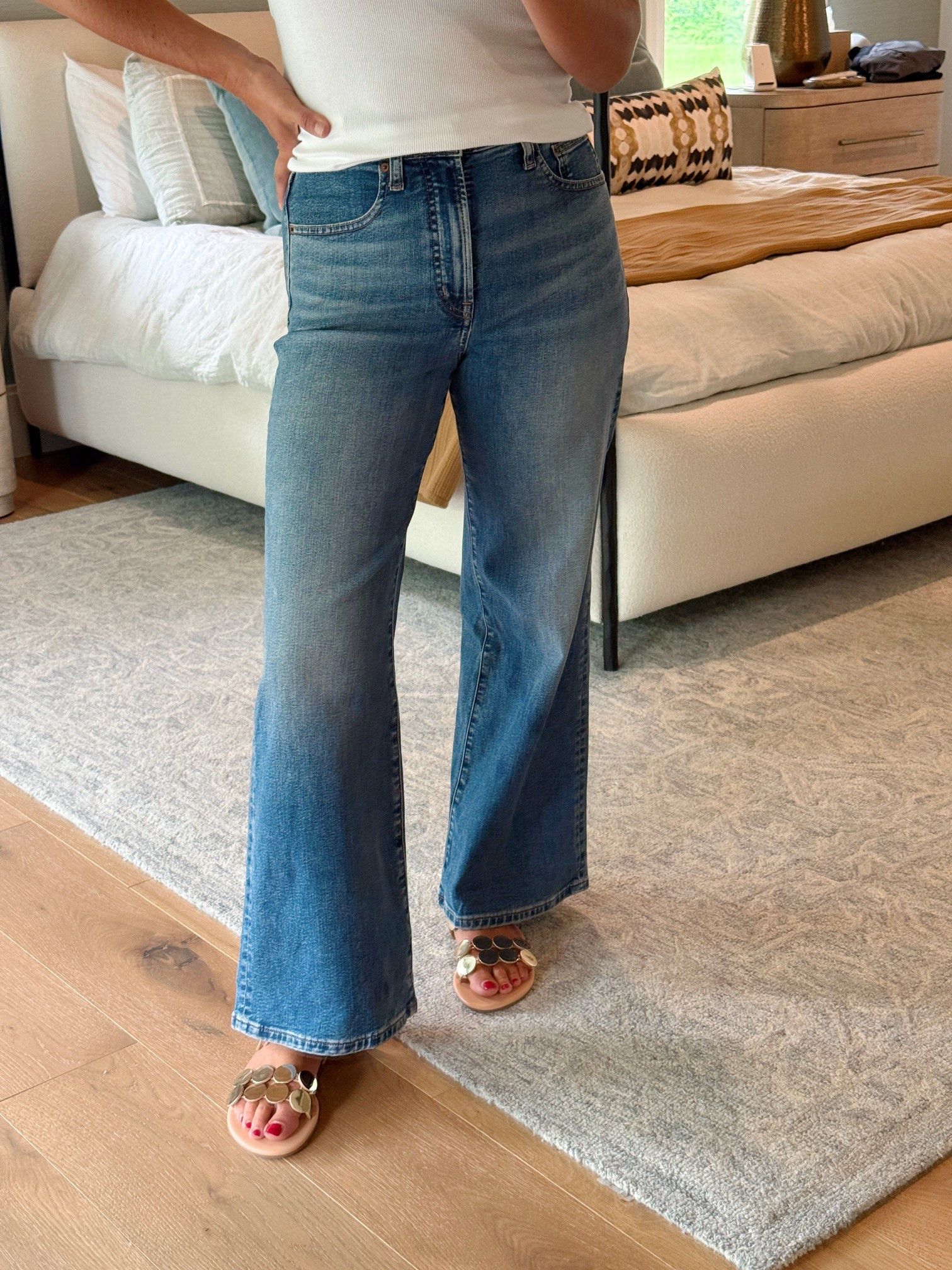 Use code: LTK20 to save on the best selling @Madewell denim 🚨 tts | 27 short for 5’4

#LTKxMadewell #LTKSaleAlert #LTKootd