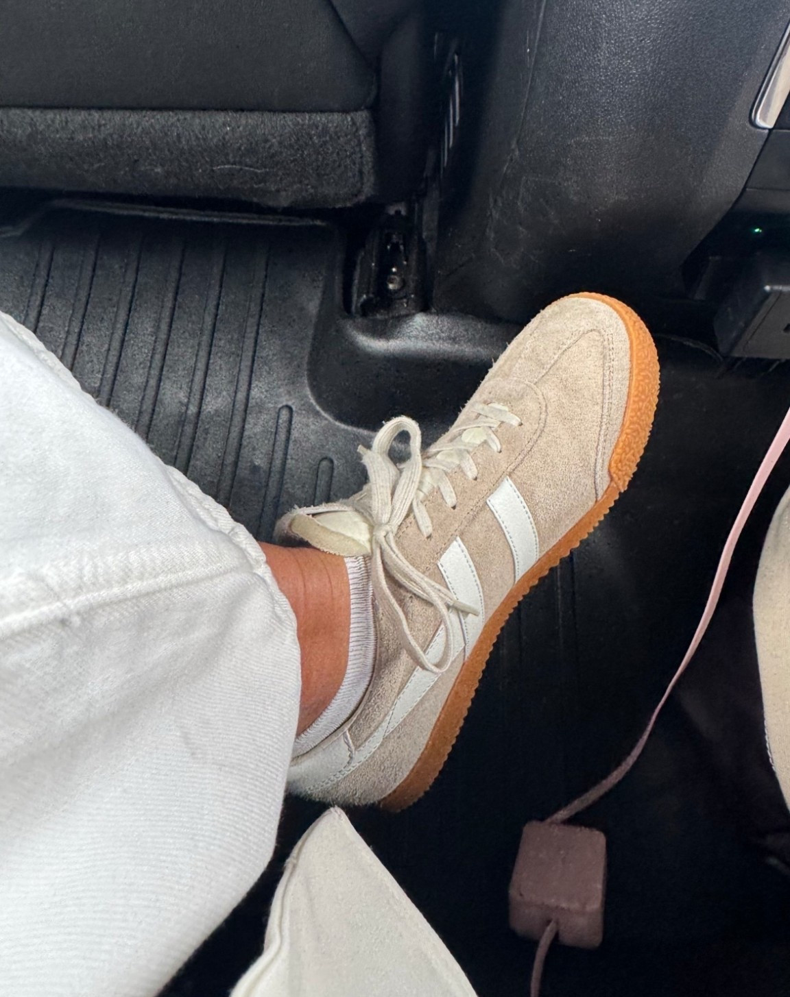 On trend suede tennis shoes! m

#LTKOver40 #LTKFindsUnder100 #LTKHoliday