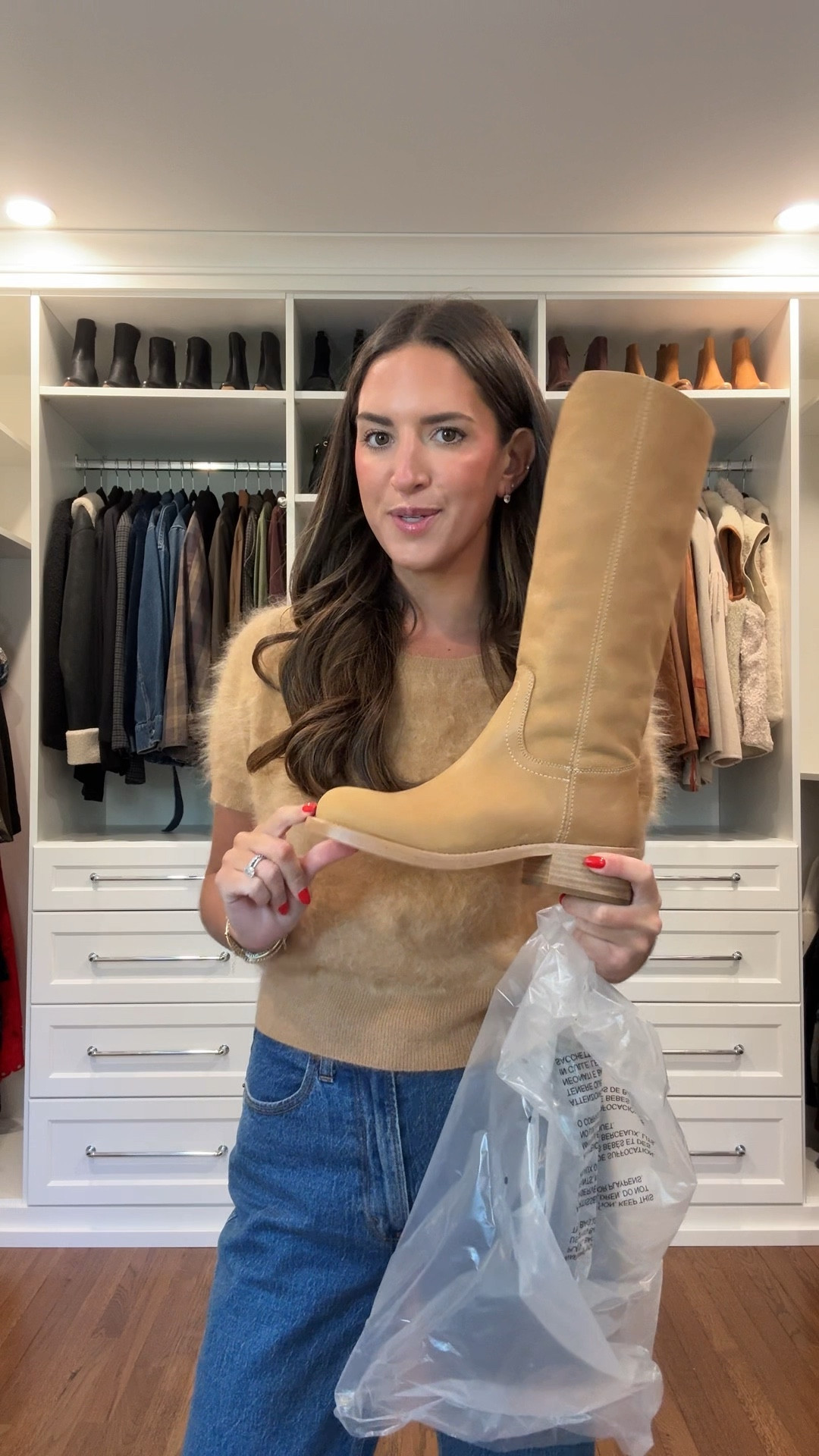 Fall outfit 
Boots 
Lounge sets

#LTKSeasonal #LTKFindsUnder100 #LTKStyleTip