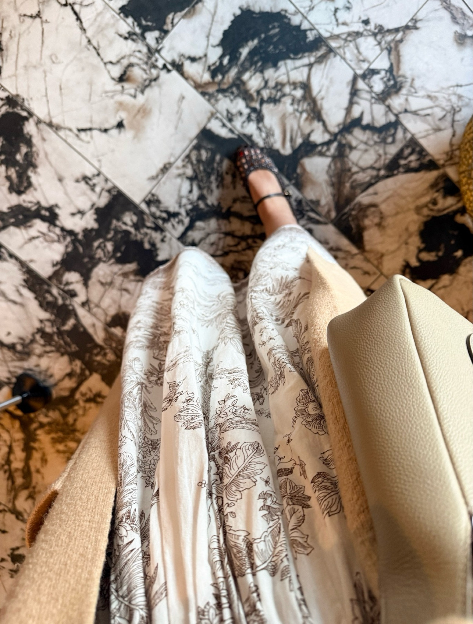 Birthday outfit ✨

Loft, @Margaux 


#LTKdayinmylife #LTKSaleAlert #LTKootd
