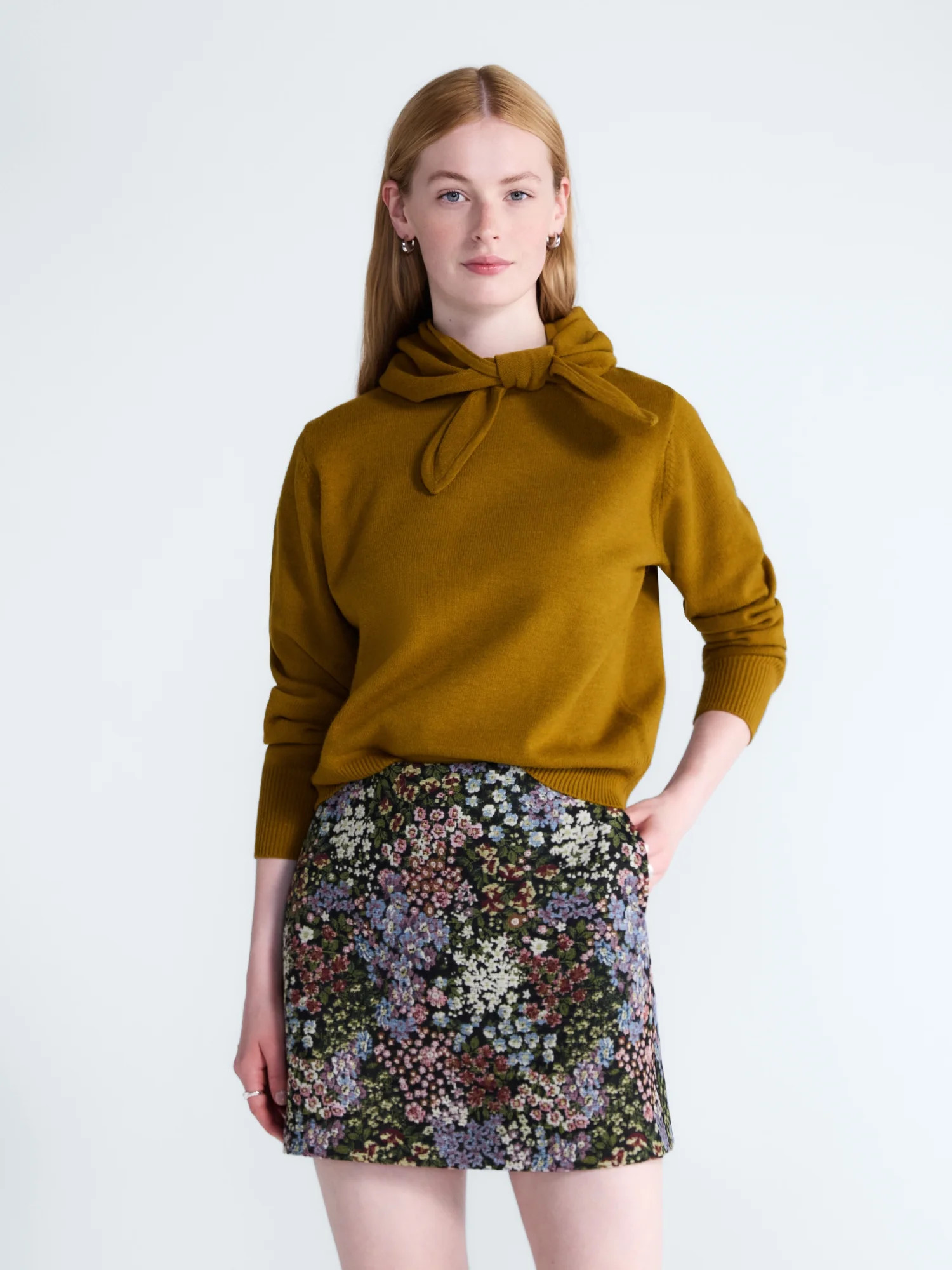 Free Assembly Women's and Women's Plus Cropped Crewneck Sweater with Scarf, Lightweight, Sizes XS... | Walmart (US)